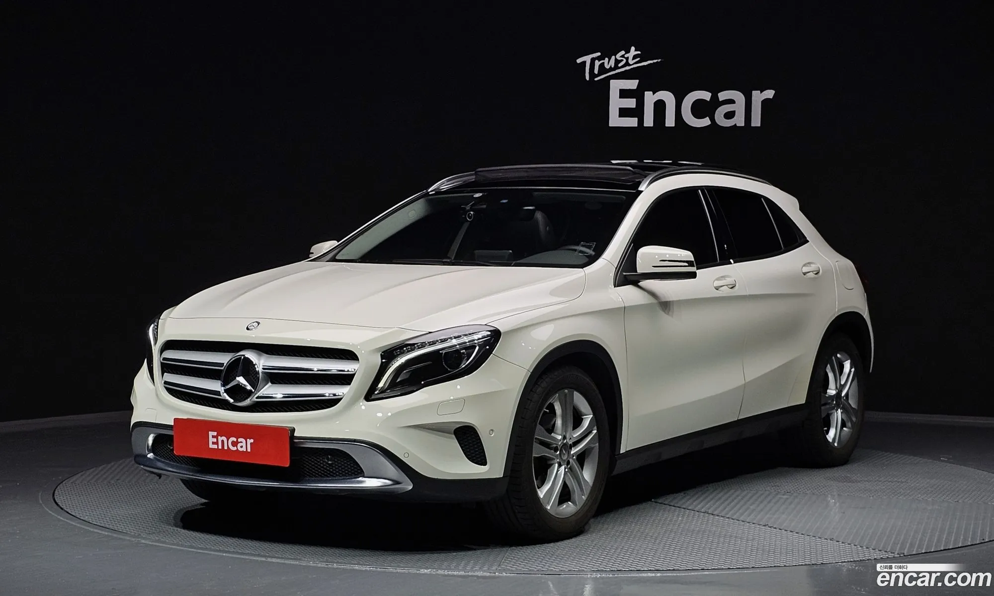 Mercedes-Benz Gla-Klasse Gla200 D 4Matic 2016 - фотография 15778503