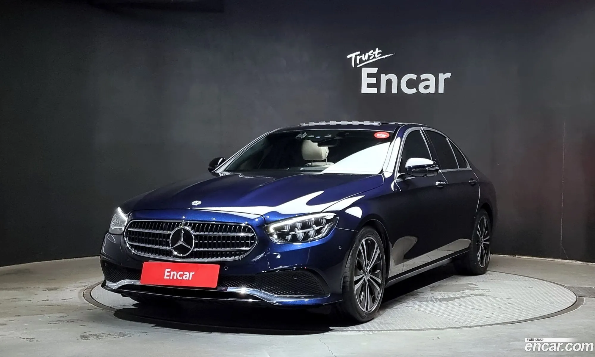Mercedes-Benz E-Klasse E250 Avantgarde 2022 - фотография 19256018
