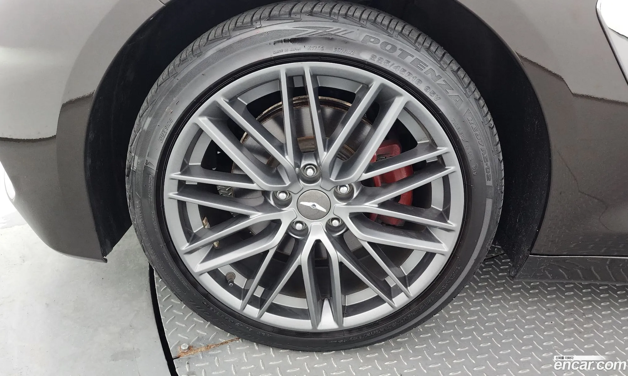 Genesis G70 I 20T Awd 2018 - фотография 488731