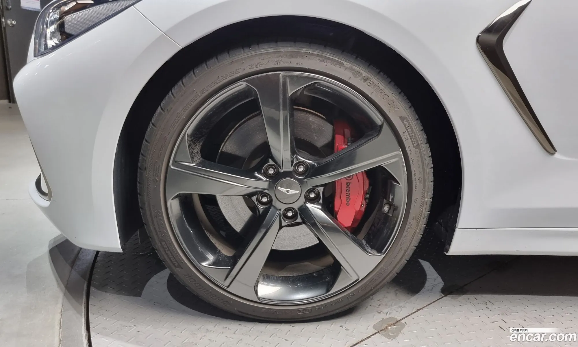Genesis G70 I 33T Sports 2019 - фотография 497336