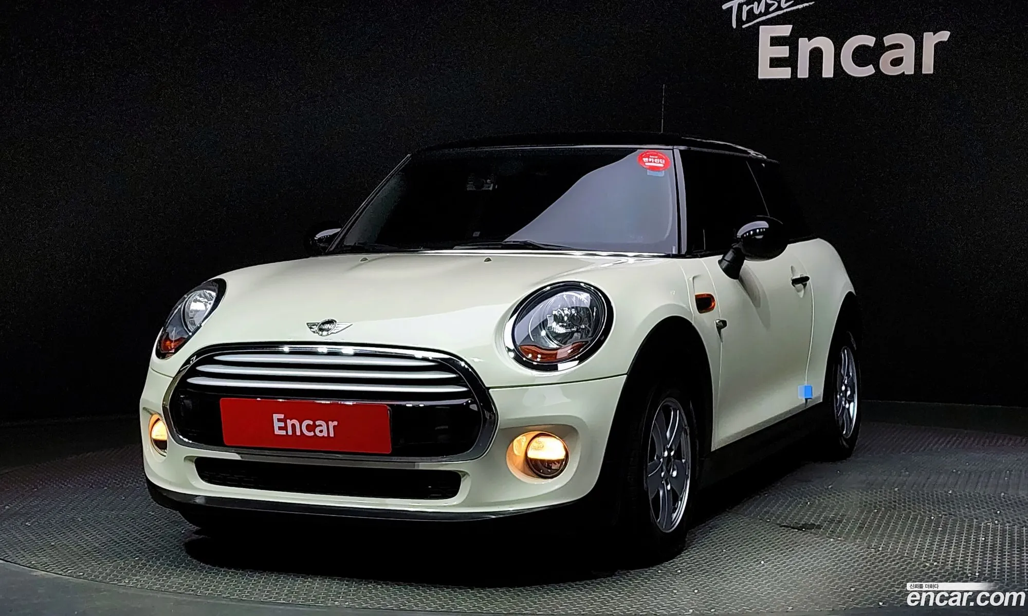 Mini Cooper Basic Type 2015 - фотография 834004