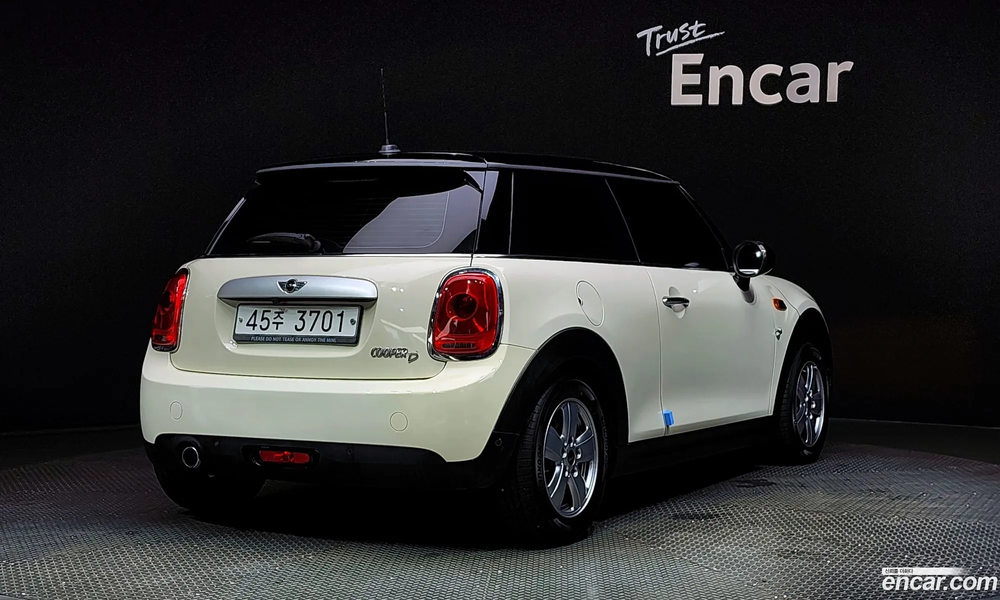 Mini Cooper Basic Type 2015 - фотография 834005