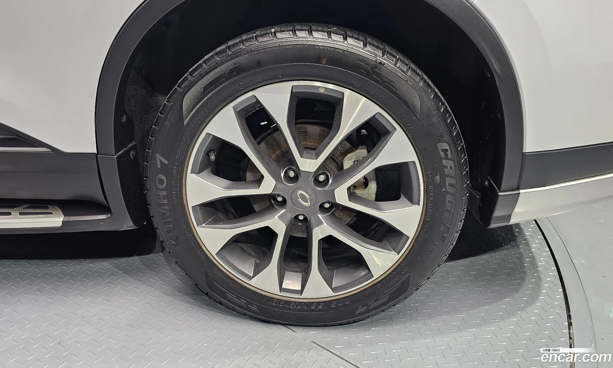 Renault Samsung Qm6 Gasoline 2Wd Re Signature 2019 - фотография 2325759