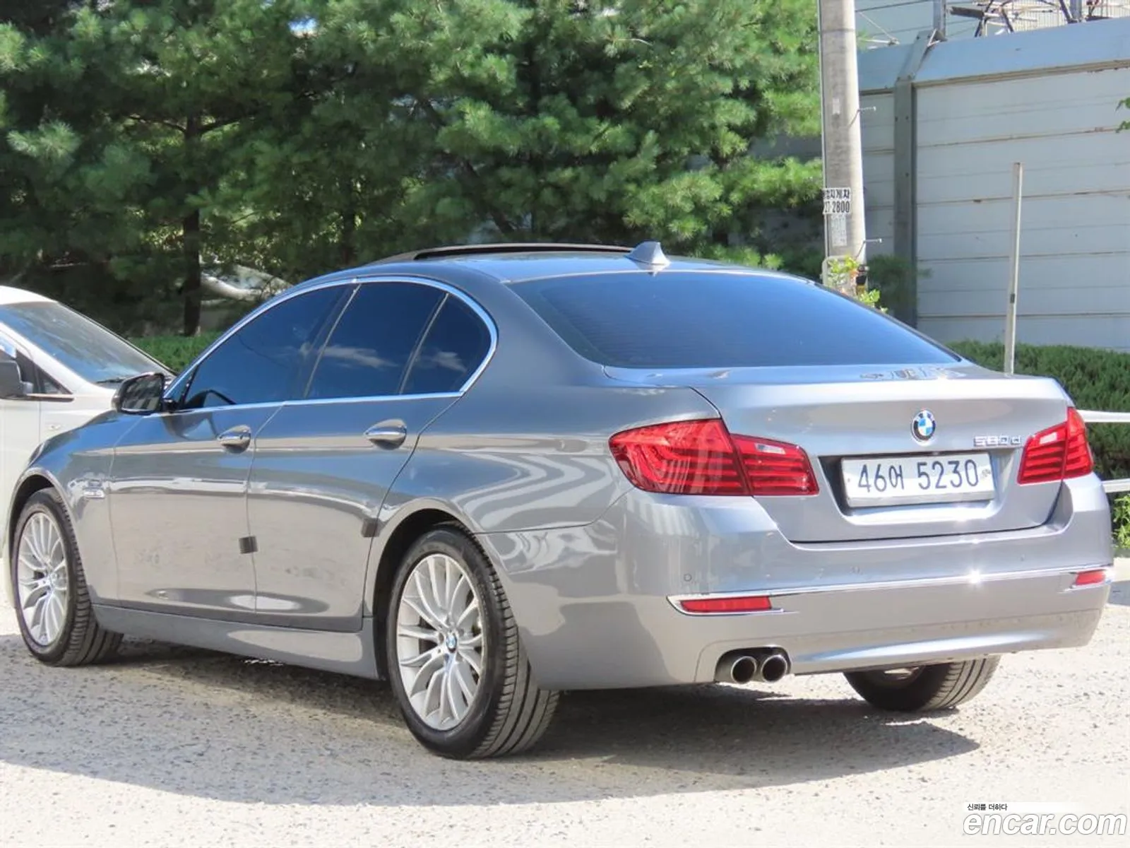 BMW 5Er Vi F10F11F07 520D Luxury 2015 - фотография 17480844