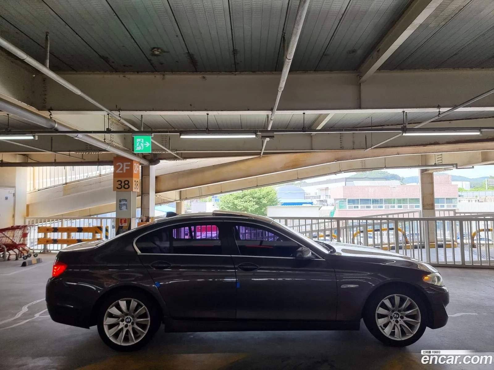 BMW 5Er Vi F10F11F07 528I 2013 - фотография 15699012