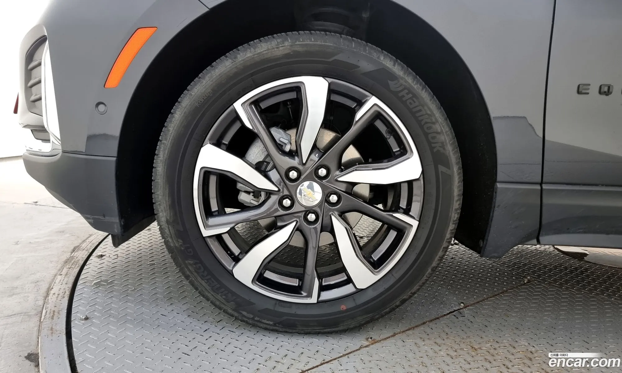 Chevrolet Equinox 2Wd Premier 2022 - фотография 8208572