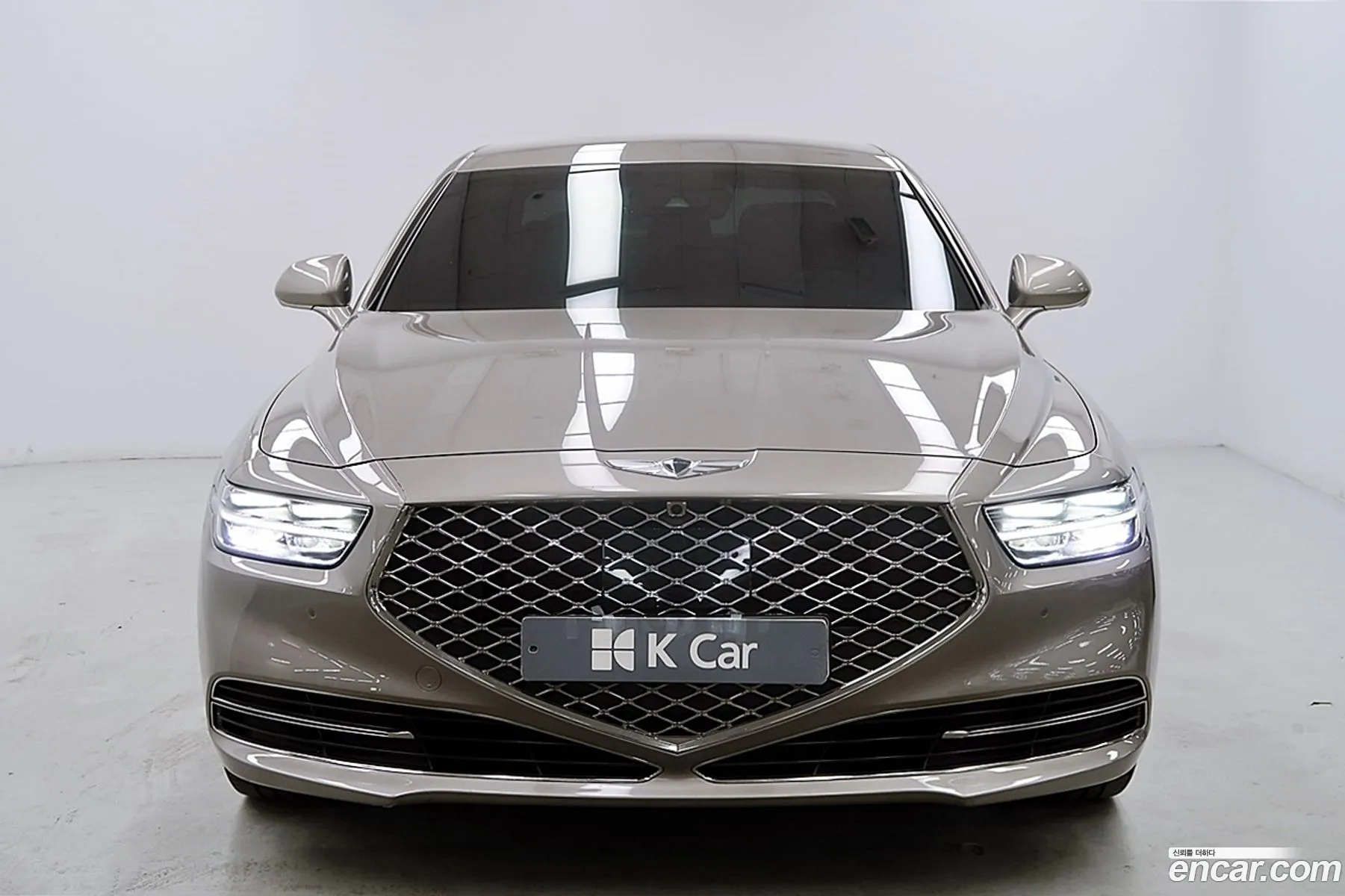 Genesis G90 I 38 Awd 2019 - фотография 488779