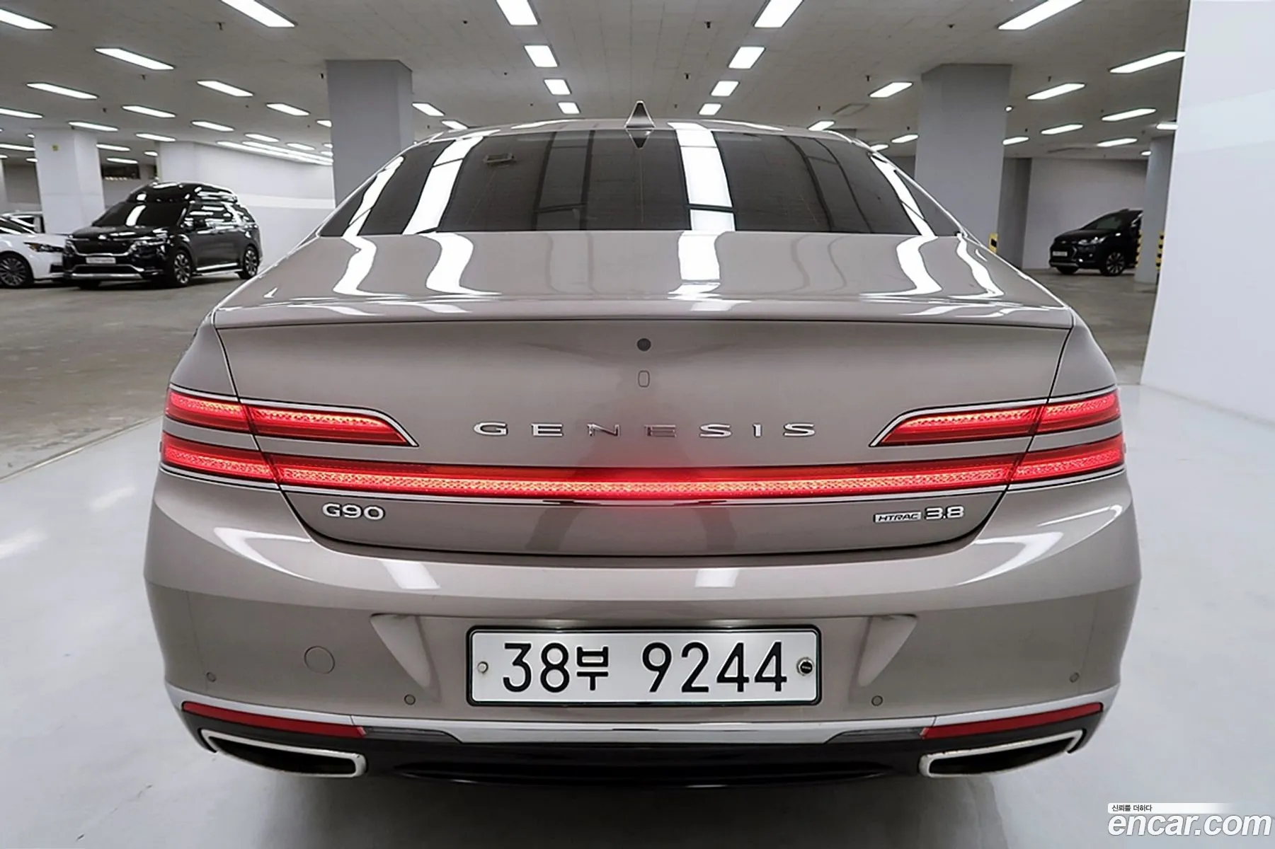 Genesis G90 I 38 Awd 2019 - фотография 488780