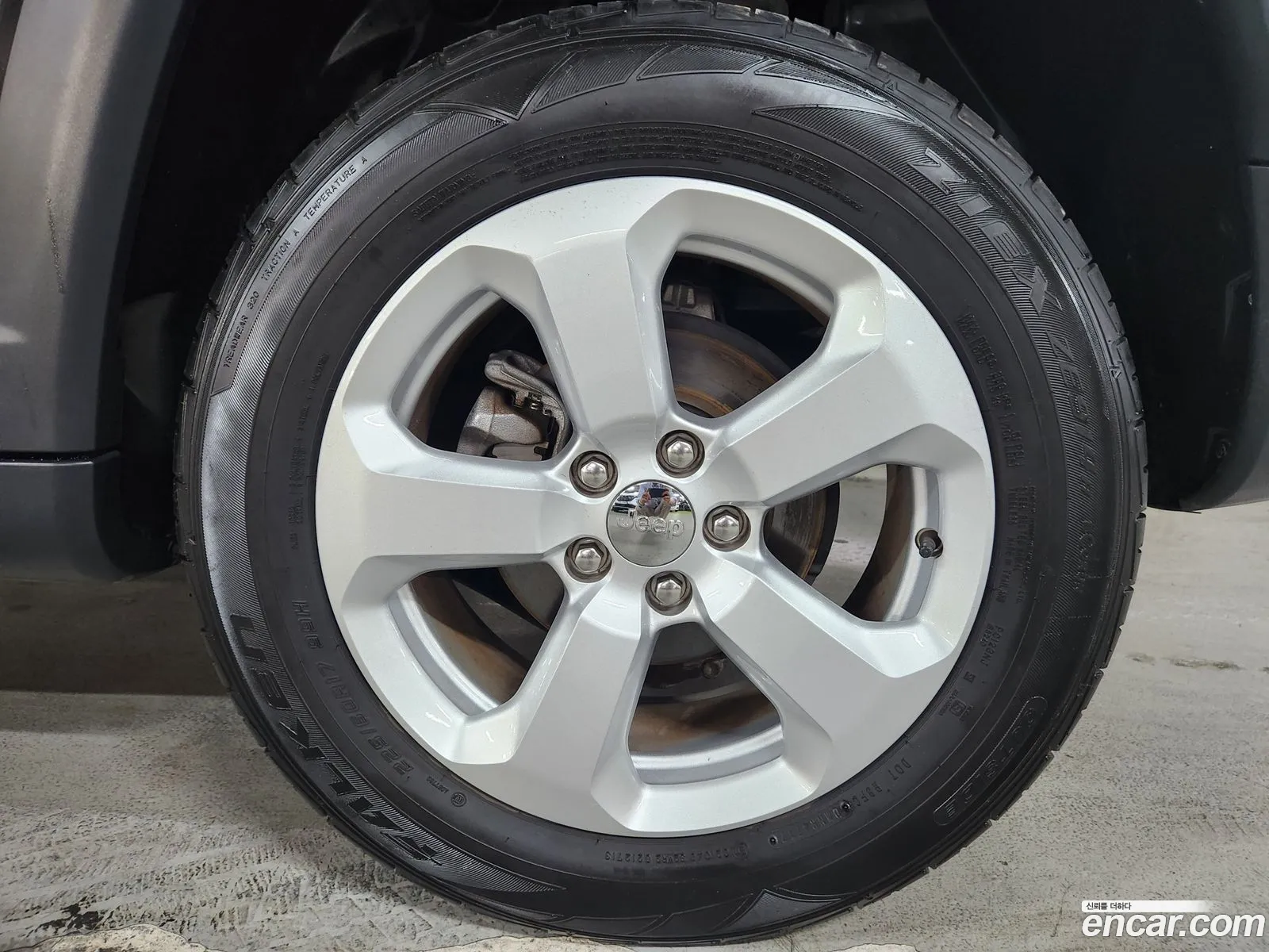 Jeep Compass Ii 24 Longitude Awd 2018 - фотография 4725233