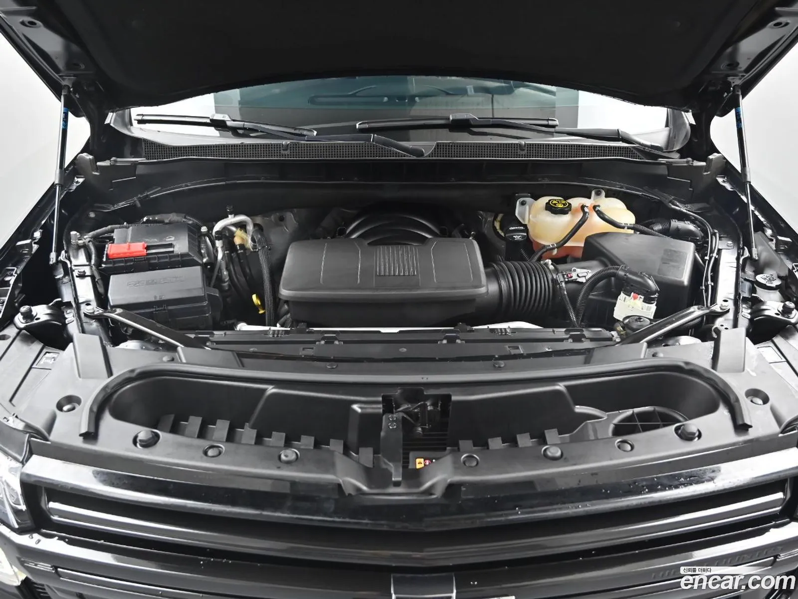 Chevrolet Tahoe V 62 Dark Knight 4Wd 2022 - фотография 8382361