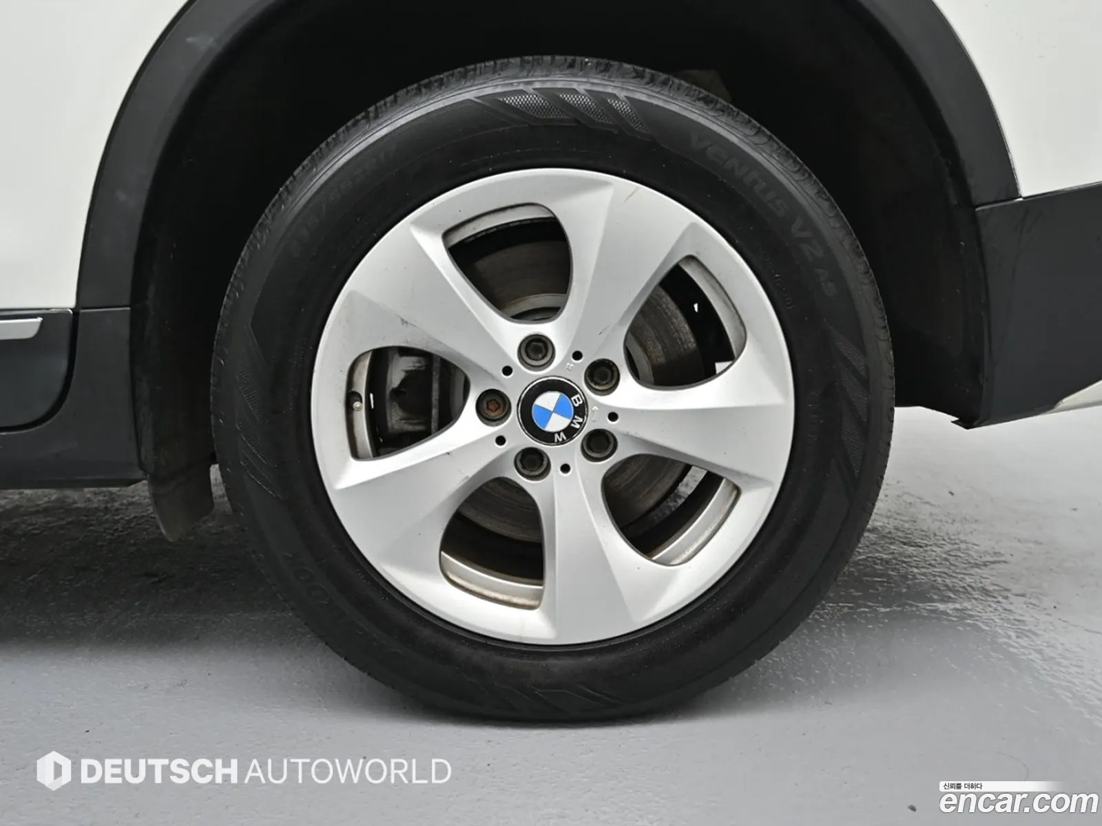 BMW X3 Ii F25 xDrive 20D High 2011 - фотография 17881054