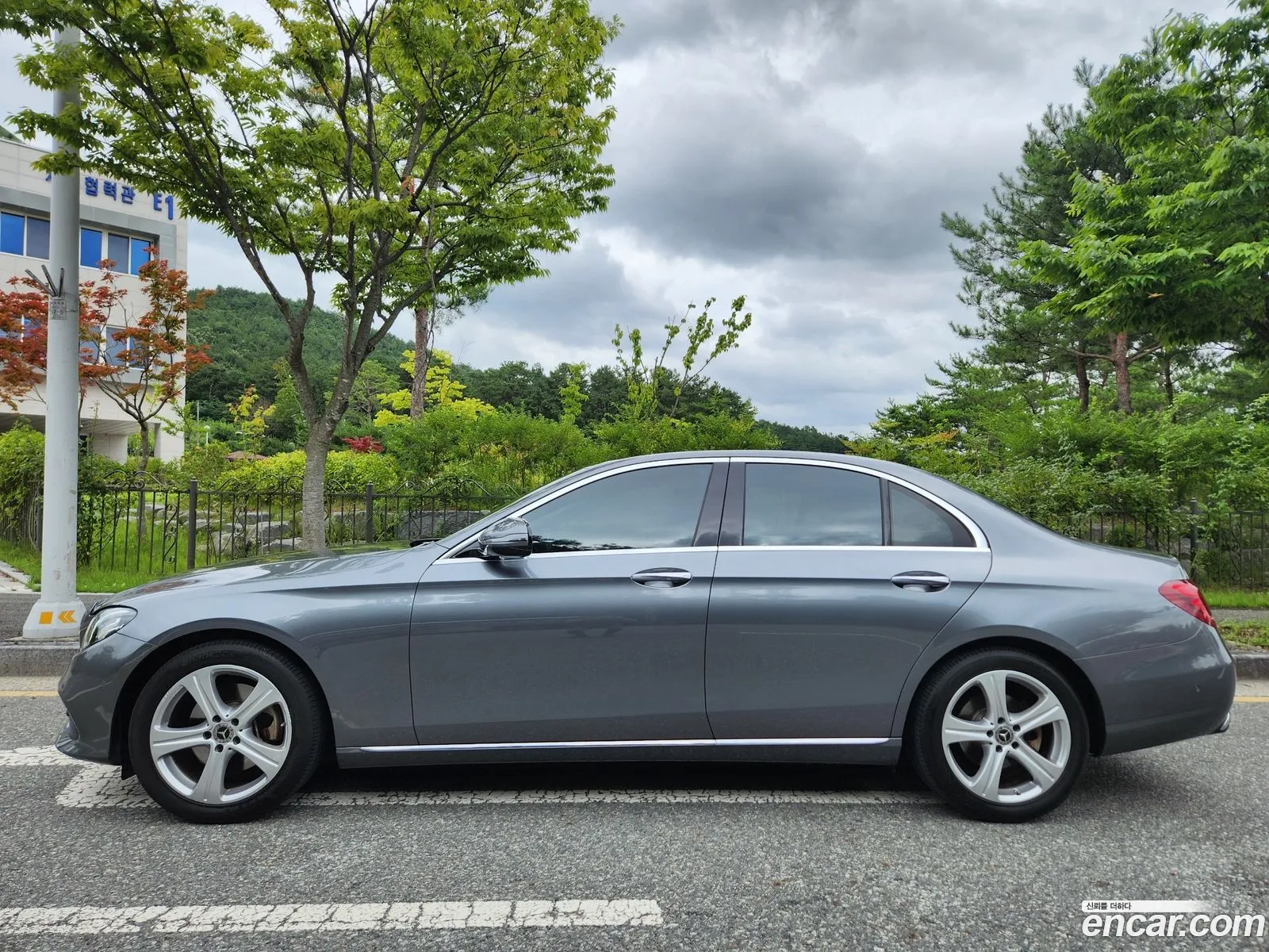 Mercedes-Benz E-Klasse V W213 S213 C238 E200 Avant Garde 2018 - фотография 15101171