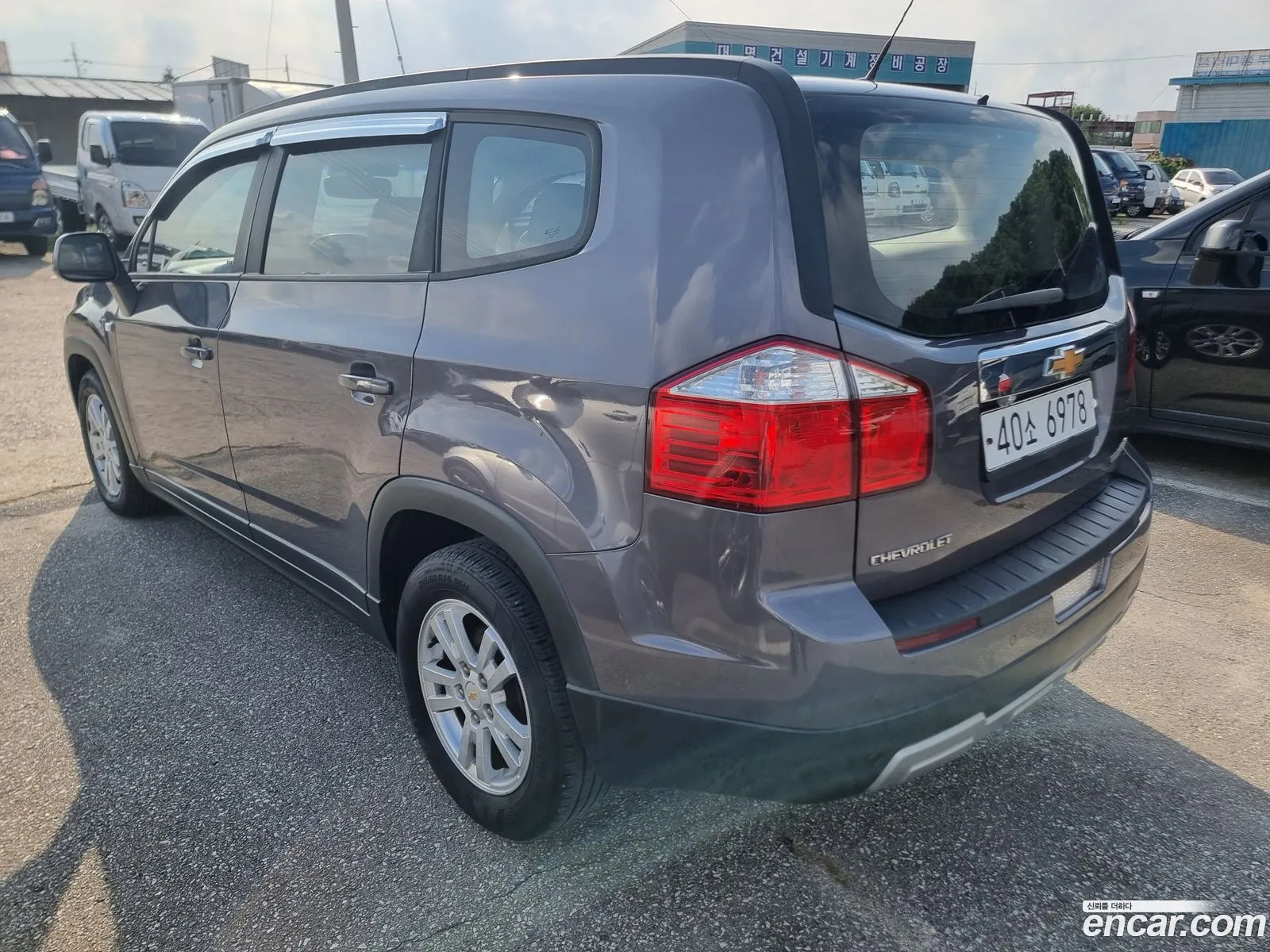 Chevrolet Orlando Lpg Lt 2012 - фотография 8257576