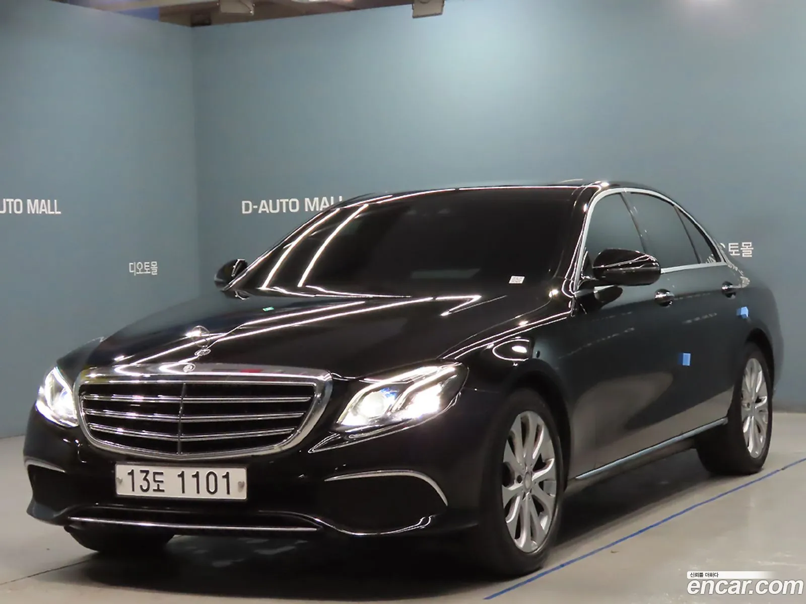 Mercedes-Benz E-Klasse E220D Exclusive 2017 - фотография 15101132