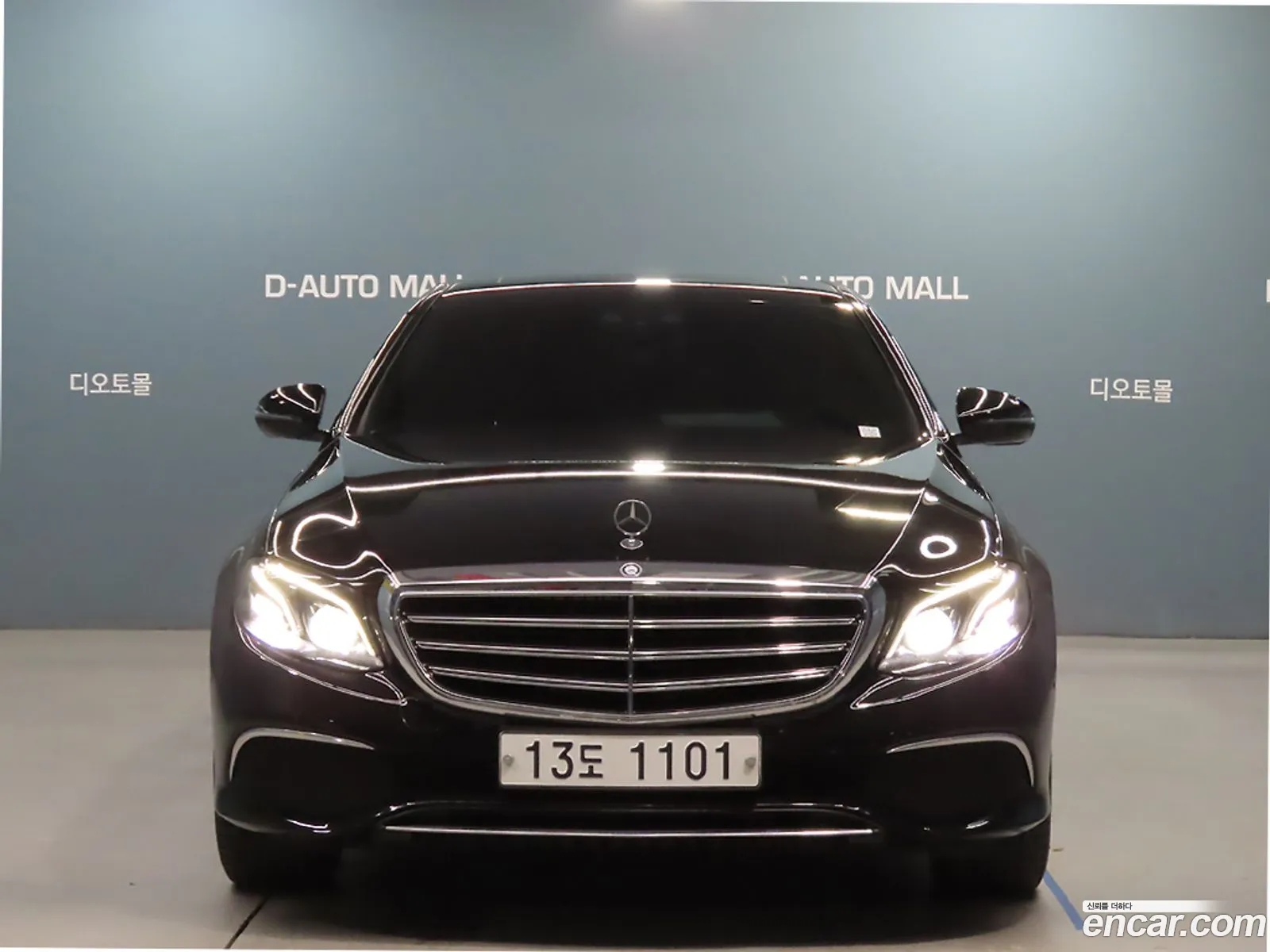 Mercedes-Benz E-Klasse E220D Exclusive 2017 - фотография 15101133