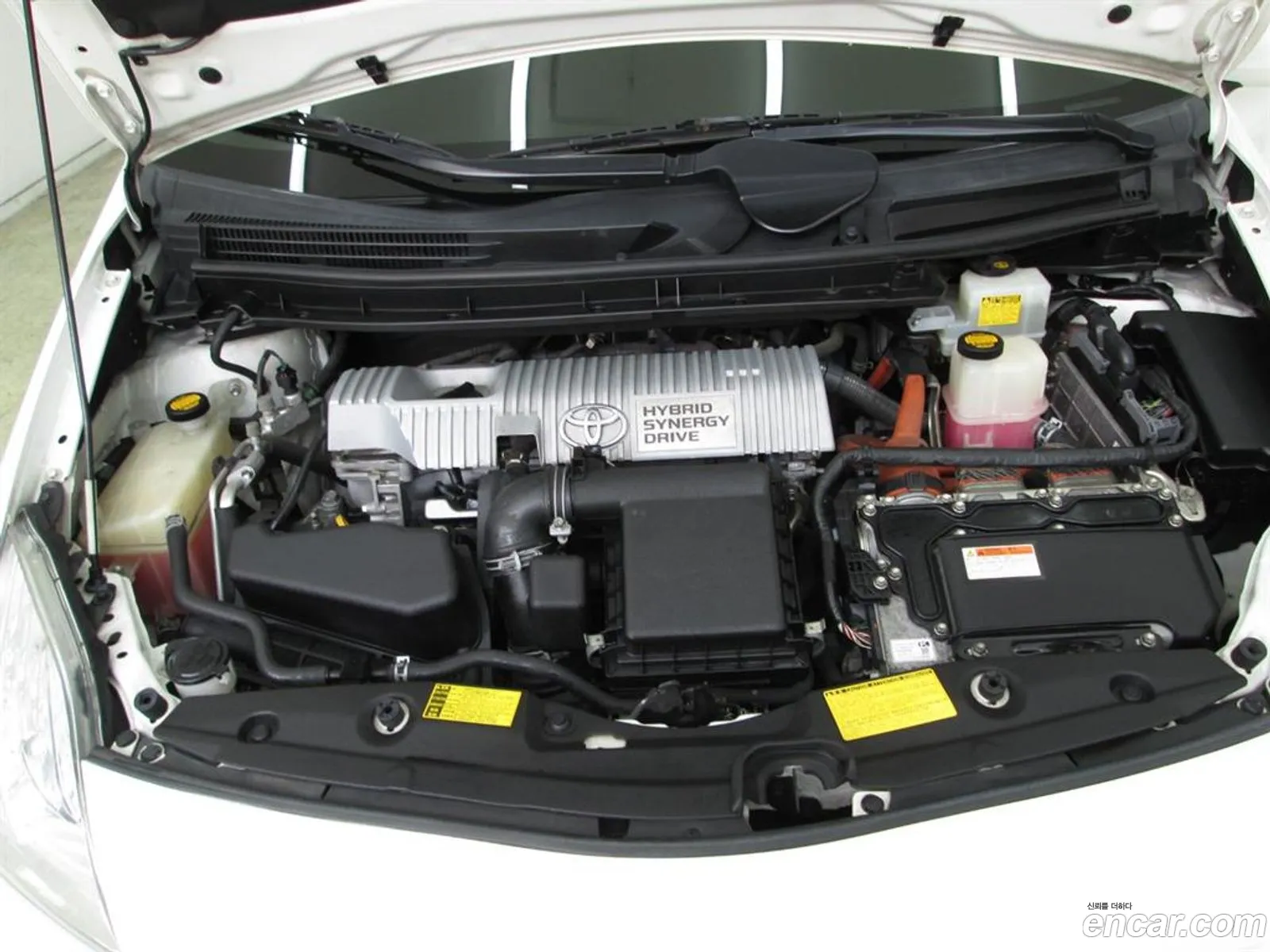 Toyota Prius Iii Xw30 18M 2013 - фотография 14768909
