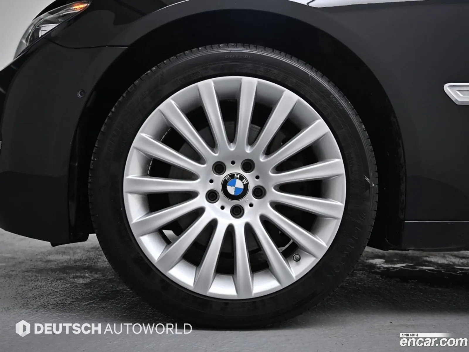 BMW 7Er 740DxDrive 2015 - фотография 17279213