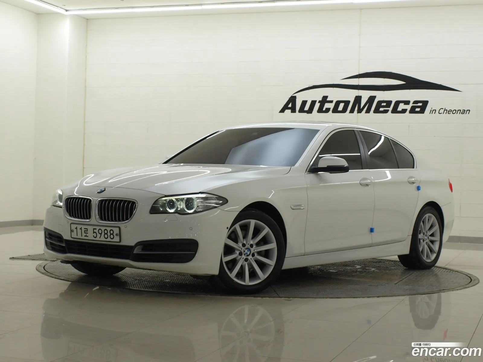 BMW 5Er Vi F10F11F07 528I xDrive 2015 - фотография 17279245