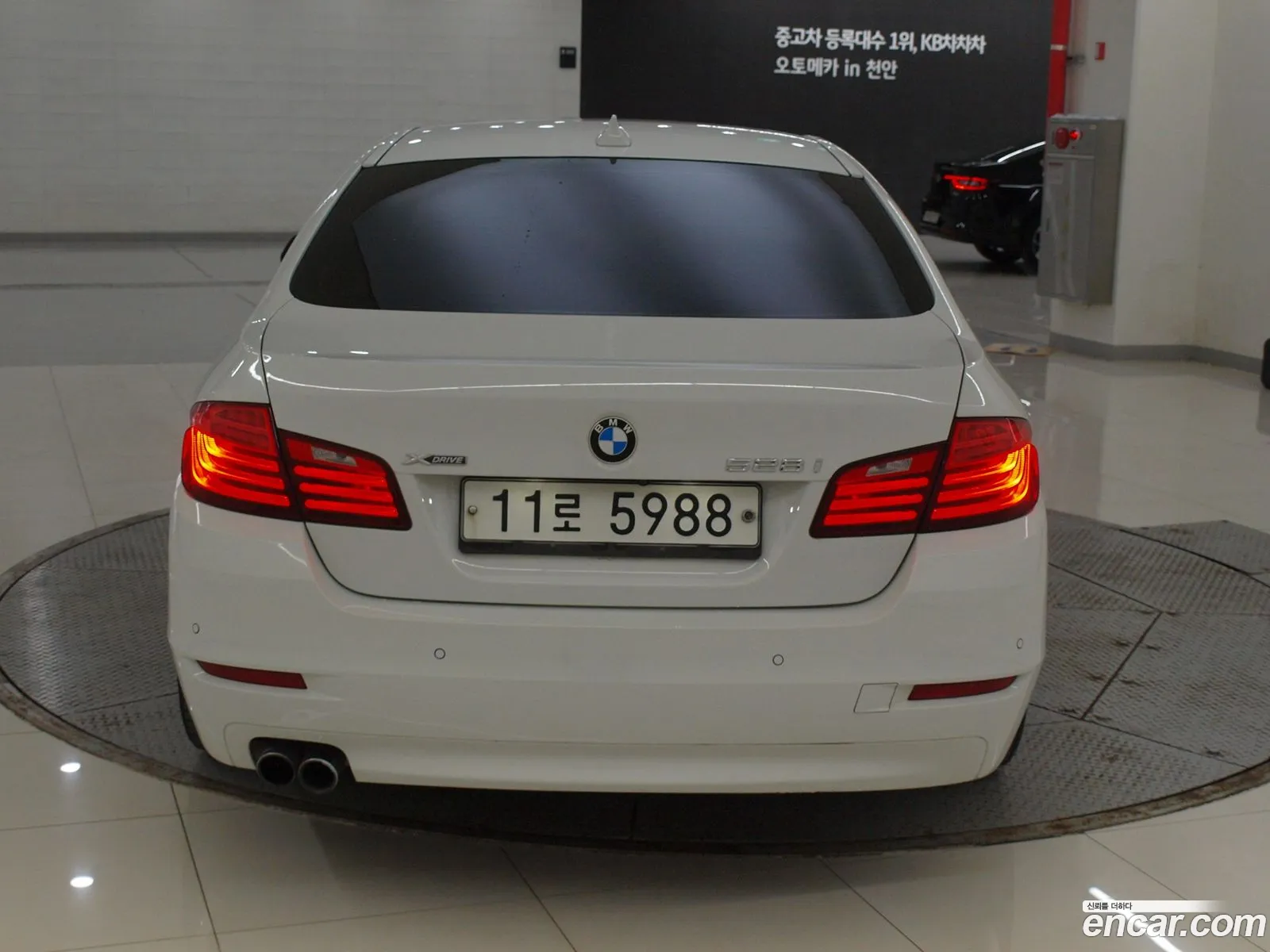 BMW 5Er Vi F10F11F07 528I xDrive 2015 - фотография 17279247