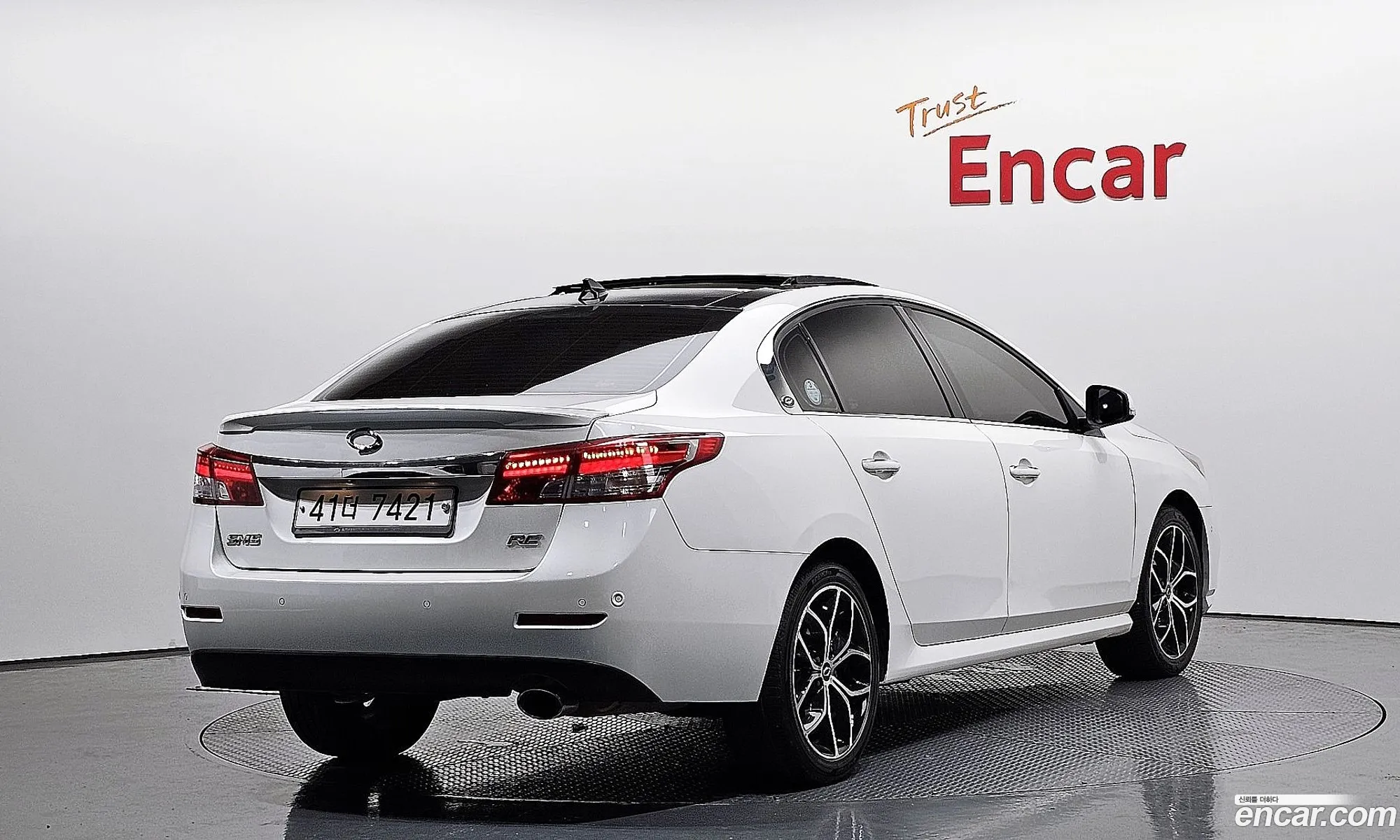 Renault Samsung Sm5 Re 2014 - фотография 1821850