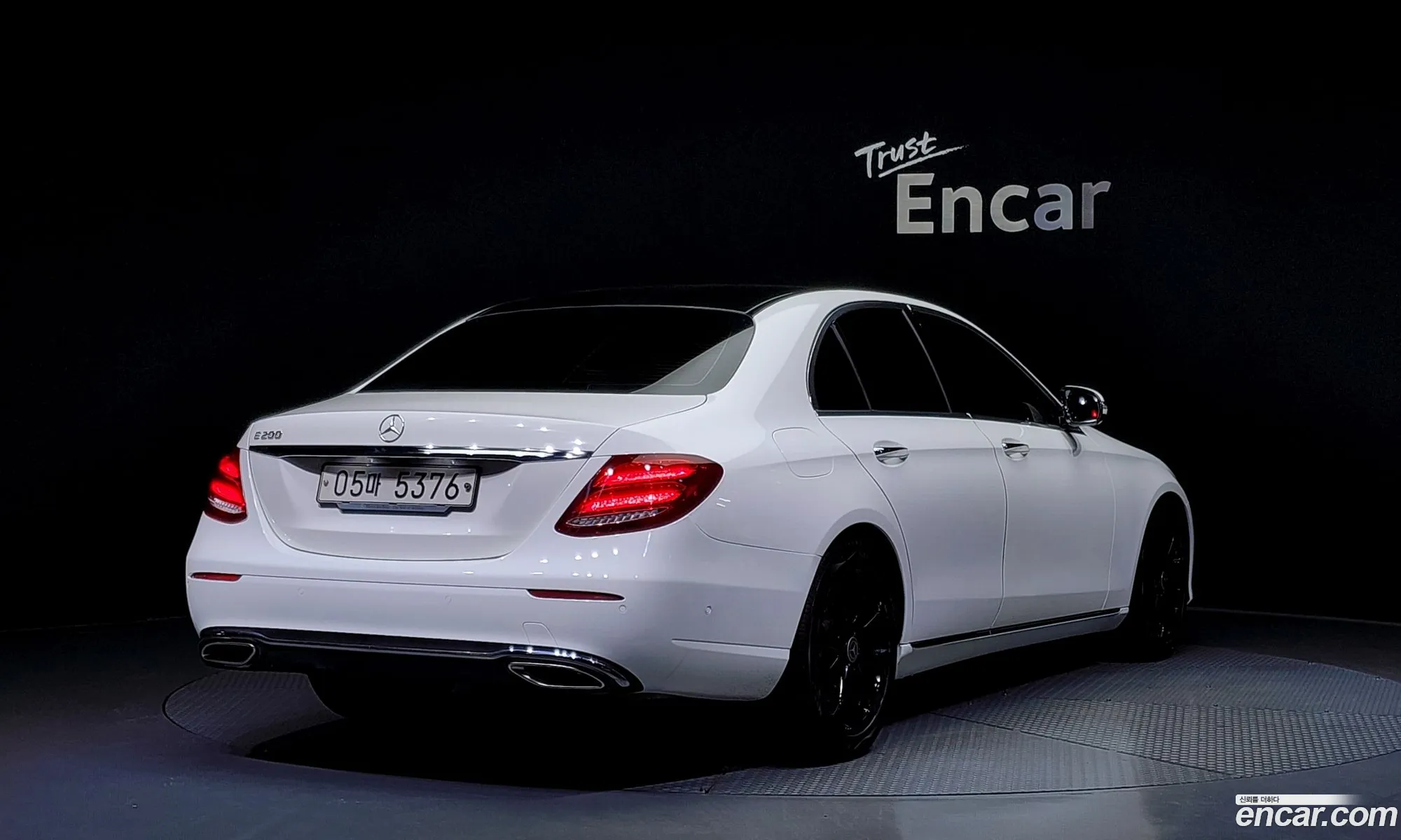 Mercedes-Benz E-Klasse V W213 S213 C238 E200 Avant Garde 2018 - фотография 18614911