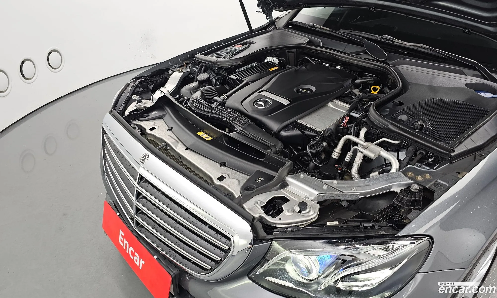 Mercedes-Benz E-Klasse V W213 S213 C238 E300 4Matic Exclusive 2019 - фотография 18581017