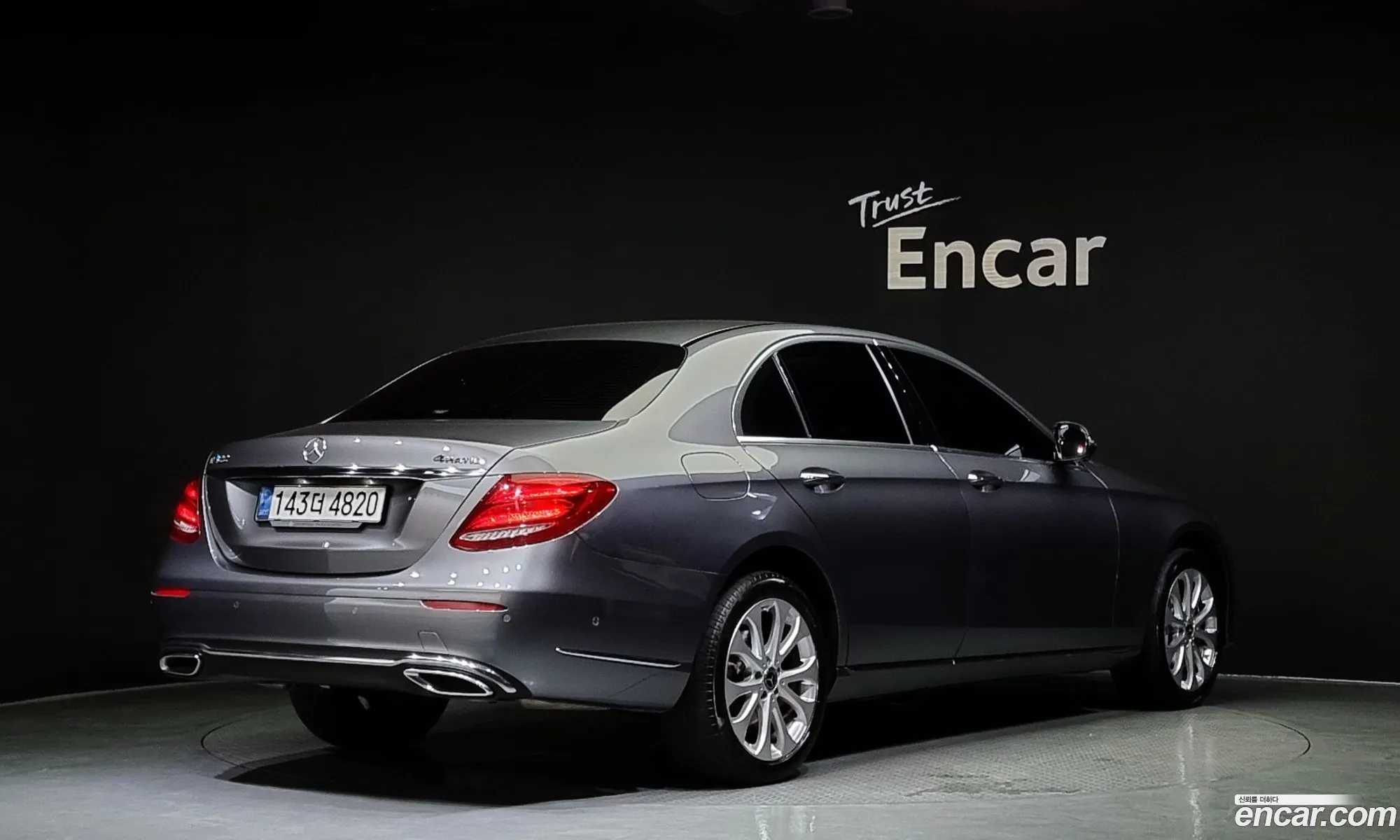Mercedes-Benz E-Klasse V W213 S213 C238 E300 4Matic Exclusive 2020 - фотография 18659870