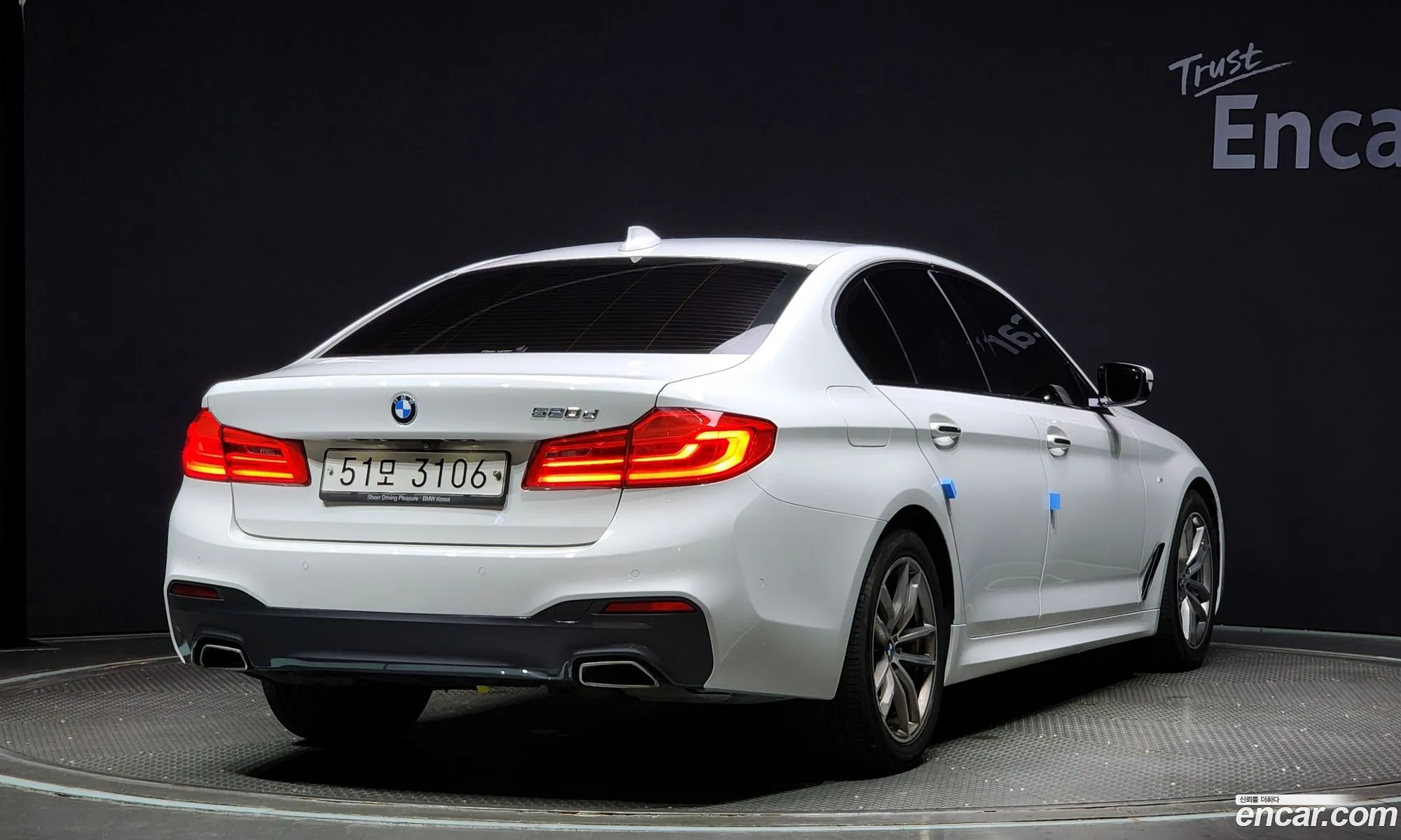 BMW 5Er 520D M Sport Plus 2017 - фотография 15692314