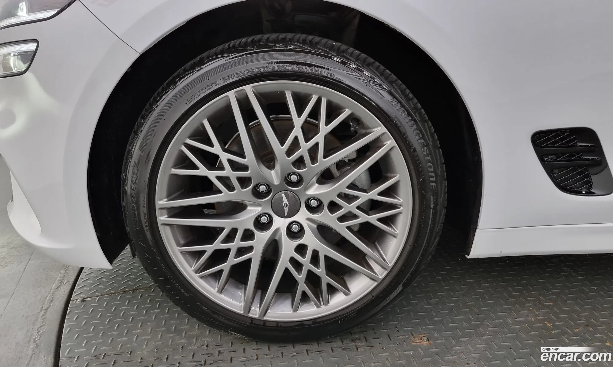 Genesis G70 I Gasoline 20T 4Wd 2022 - фотография 273461