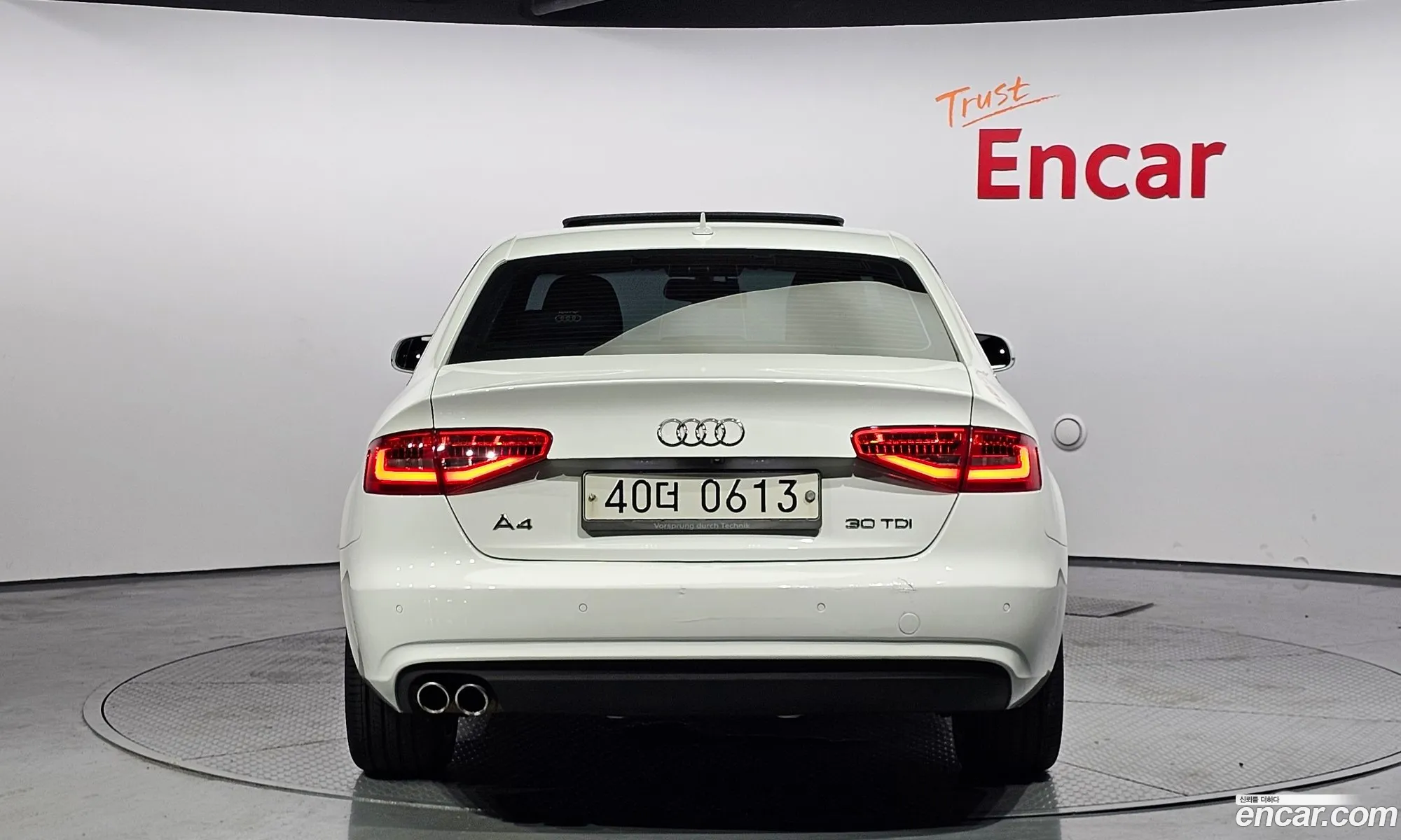 Audi New A4 30 Tdi Dynamic B8 - фотография 8392337