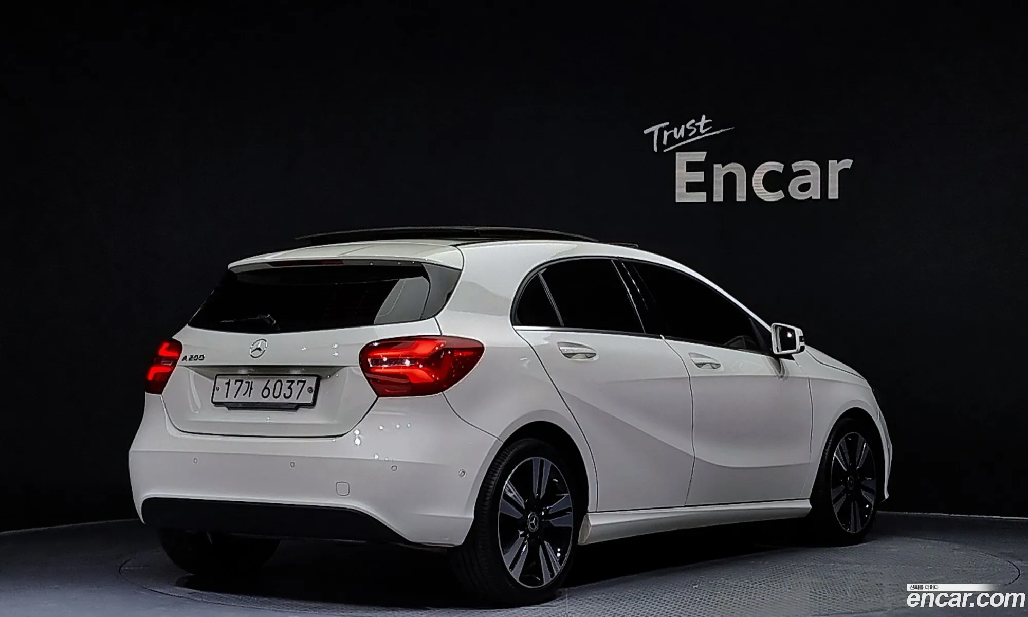 Mercedes-Benz A-Klasse A200 2018 - фотография 18659882