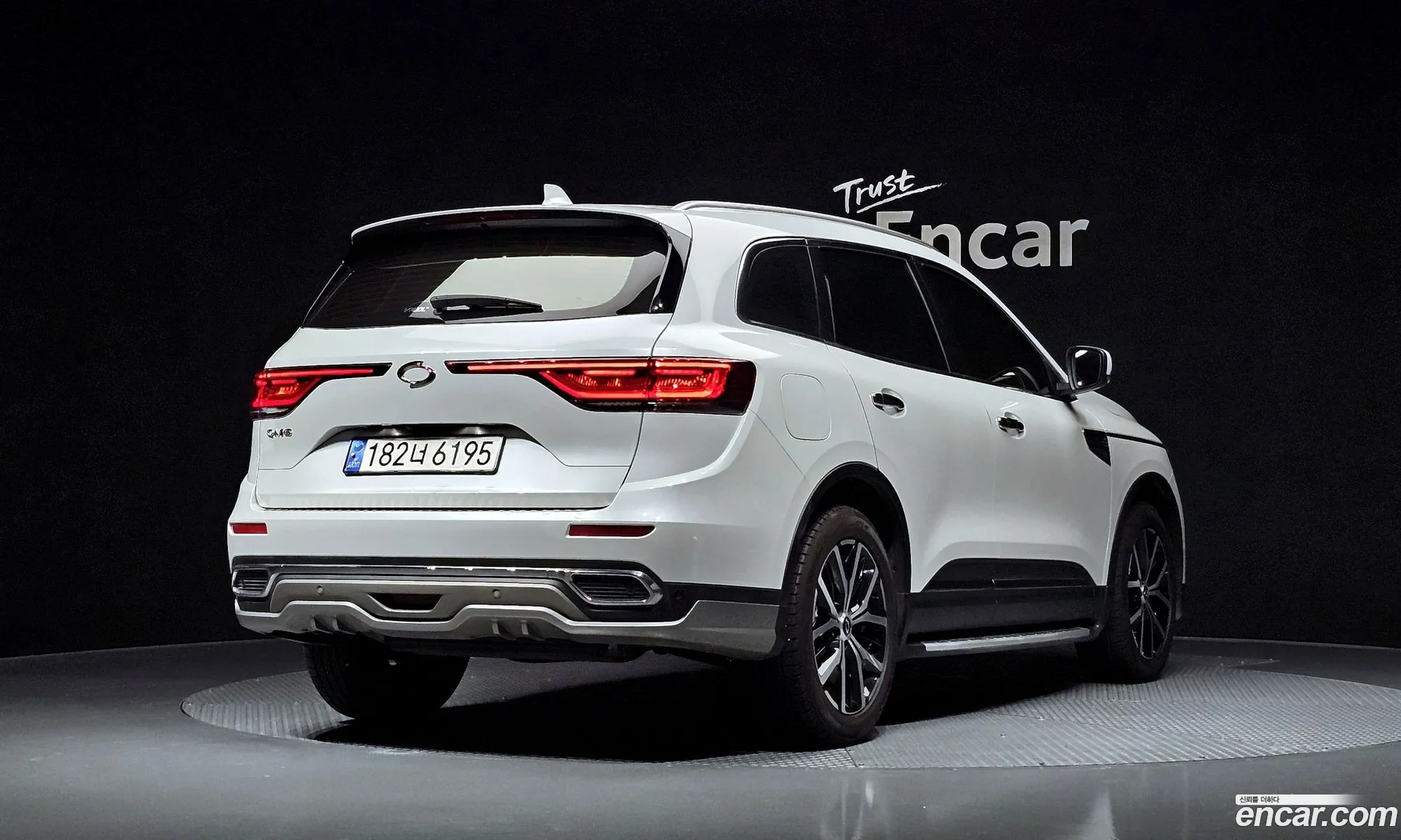 Renault Samsung Qm6 20 Lpe Re Signature 2Wd 2023 - фотография 1514962