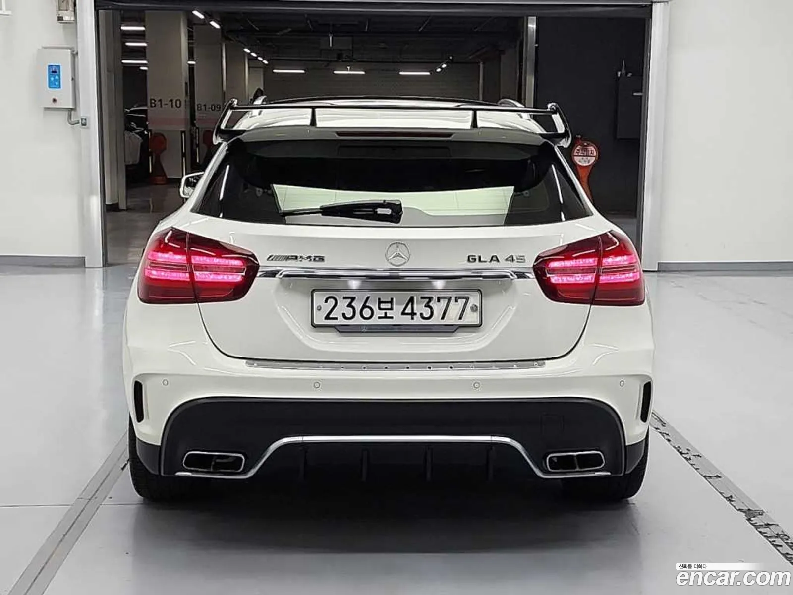 Mercedes-Benz Gla-Klasse I X156 Gla45 Amg 4Matic 2018 - фотография 18572272