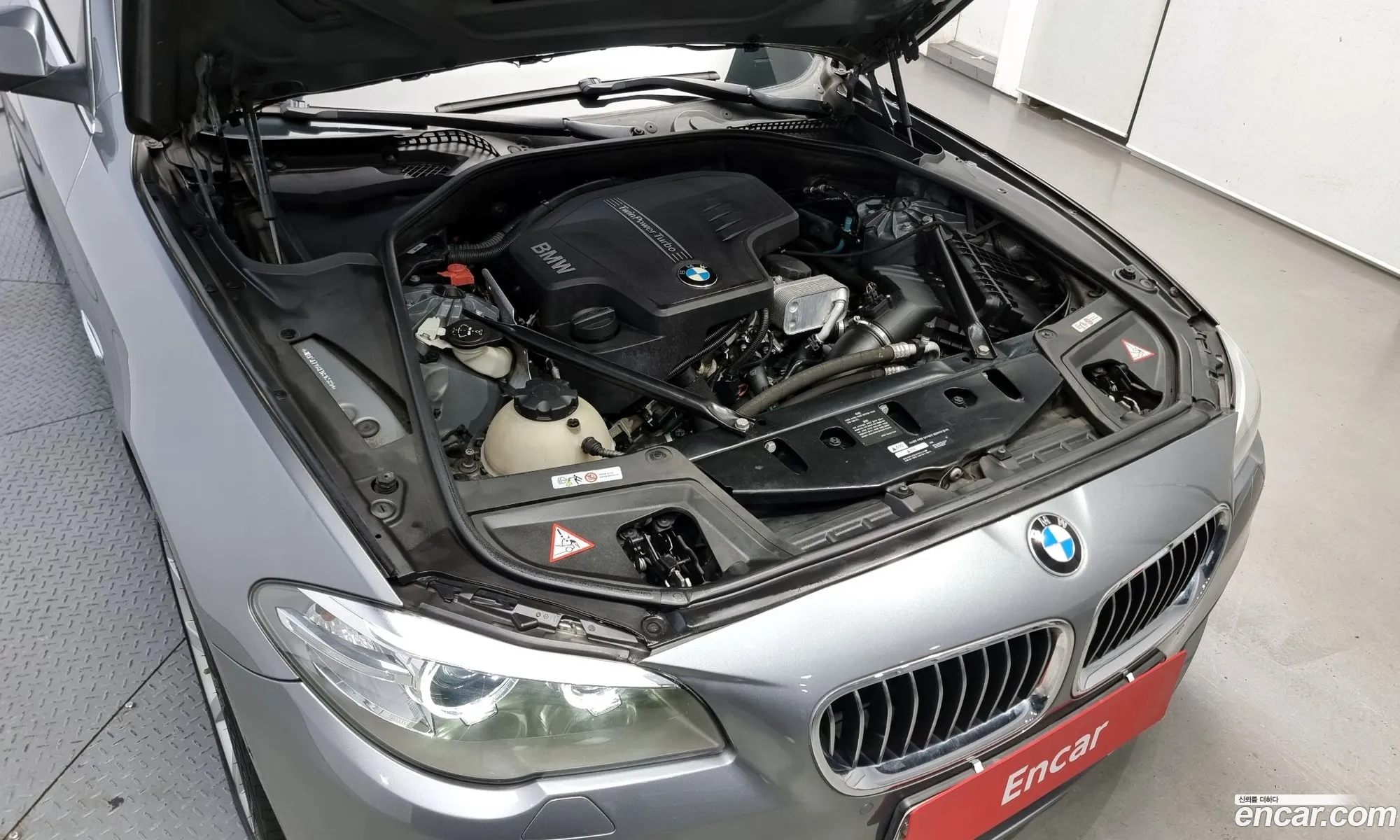 BMW 5Er Vi F10F11F07 528I xDrive 2015 - фотография 15363137