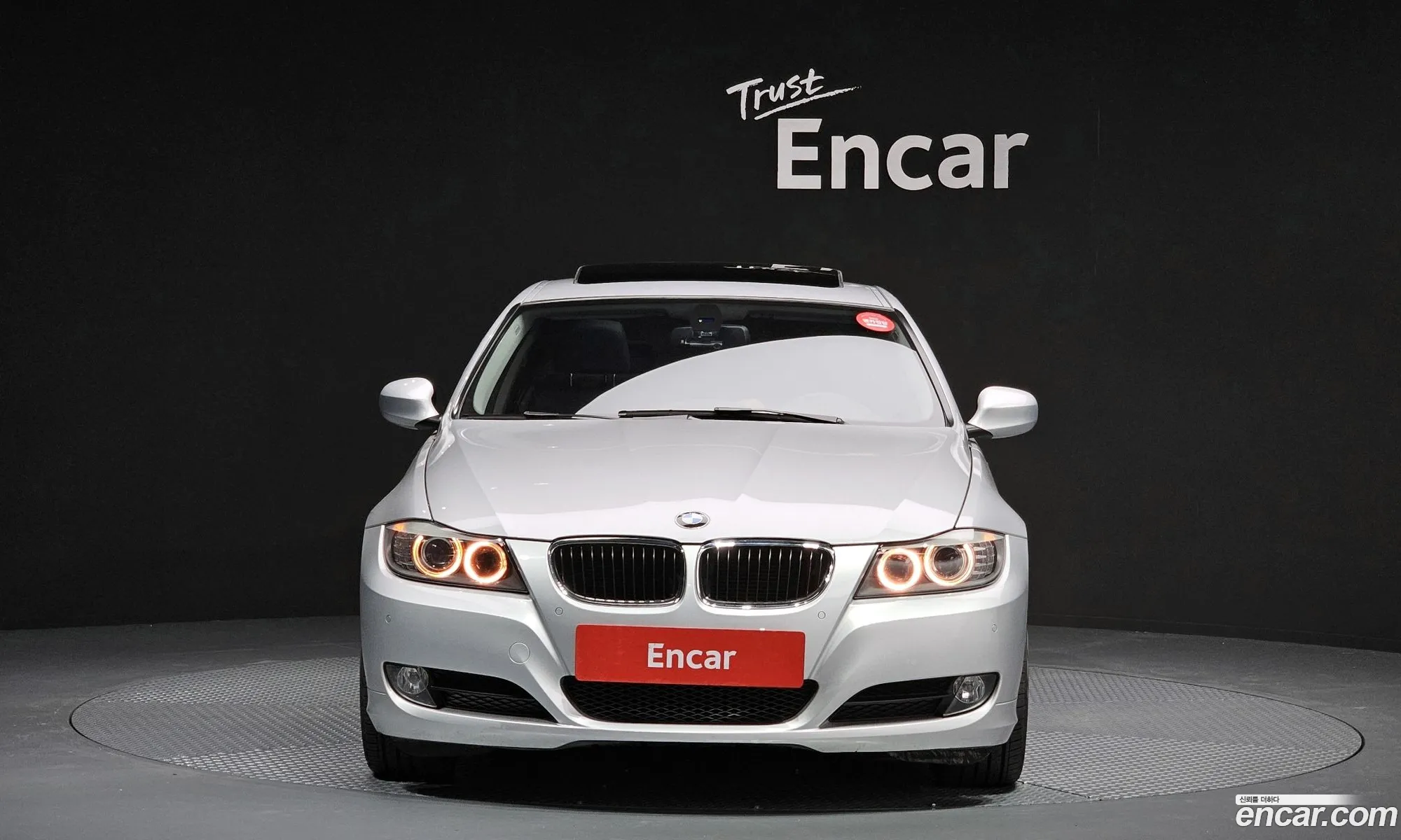 BMW 3Er 320I Sedan 2011 - фотография 16193871