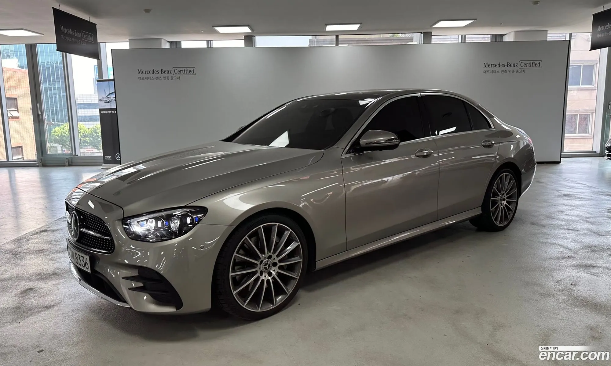 Mercedes E-Class W213 E350 4Matic Amg Line - фотография 18572813