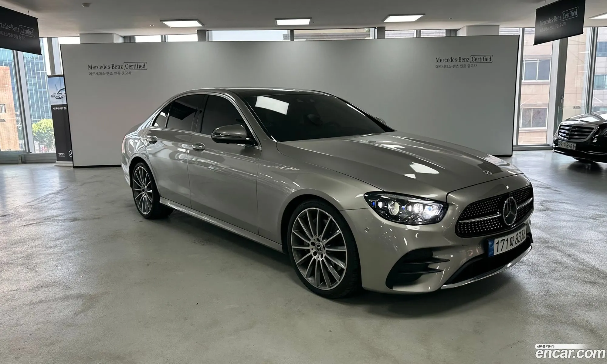 Mercedes E-Class W213 E350 4Matic Amg Line - фотография 18572814