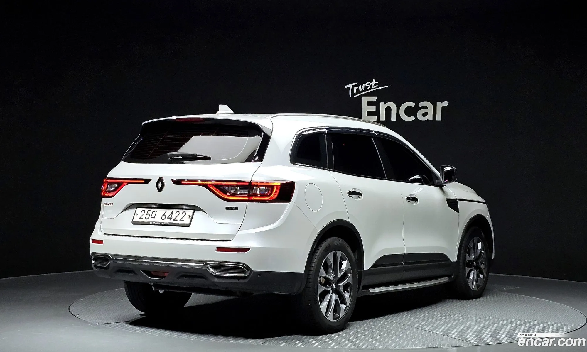 Renault Samsung Qm6 Diesel 2Wd Re Signature 2017 - фотография 2589434