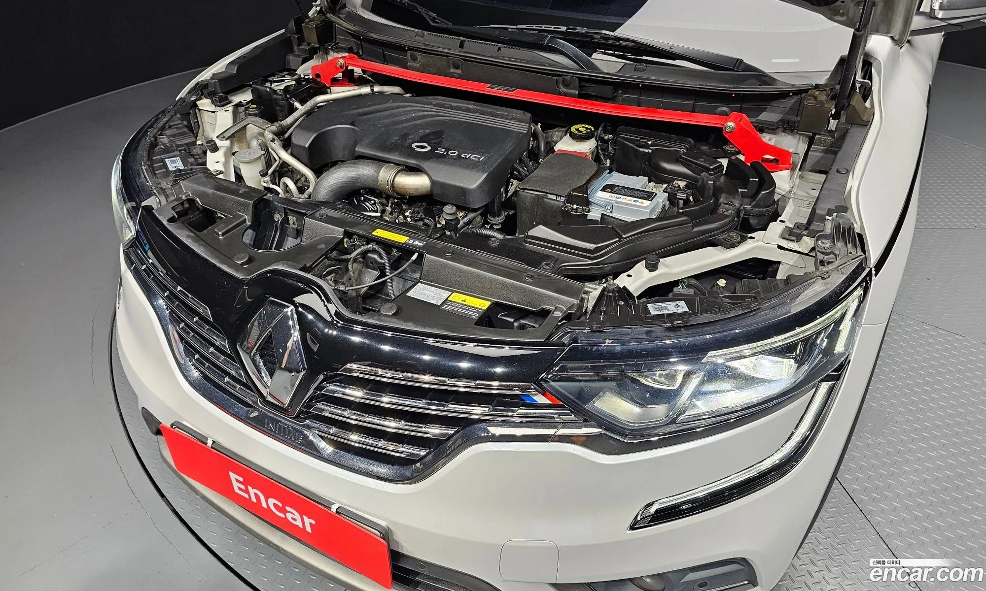 Renault Samsung Qm6 Diesel 2Wd Re Signature 2017 - фотография 2589438