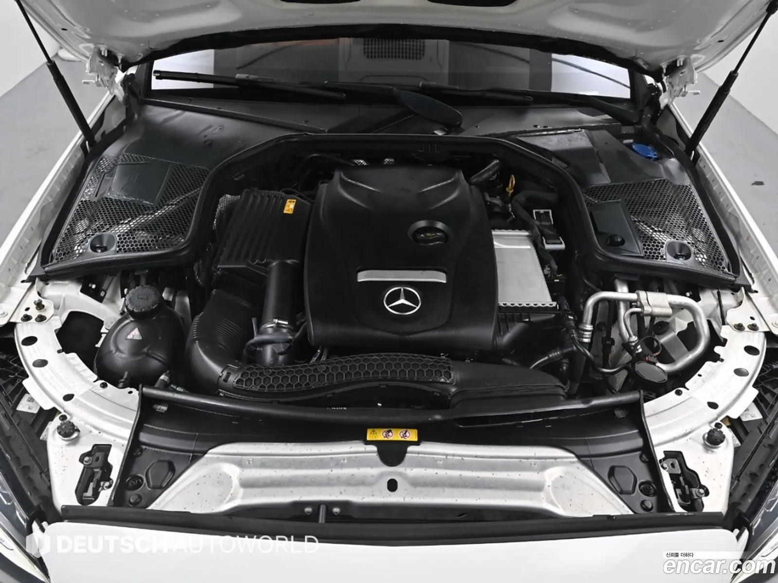 Mercedes-Benz C-Klasse Iv W205 C200 Cabriolet 2018 - фотография 18572264