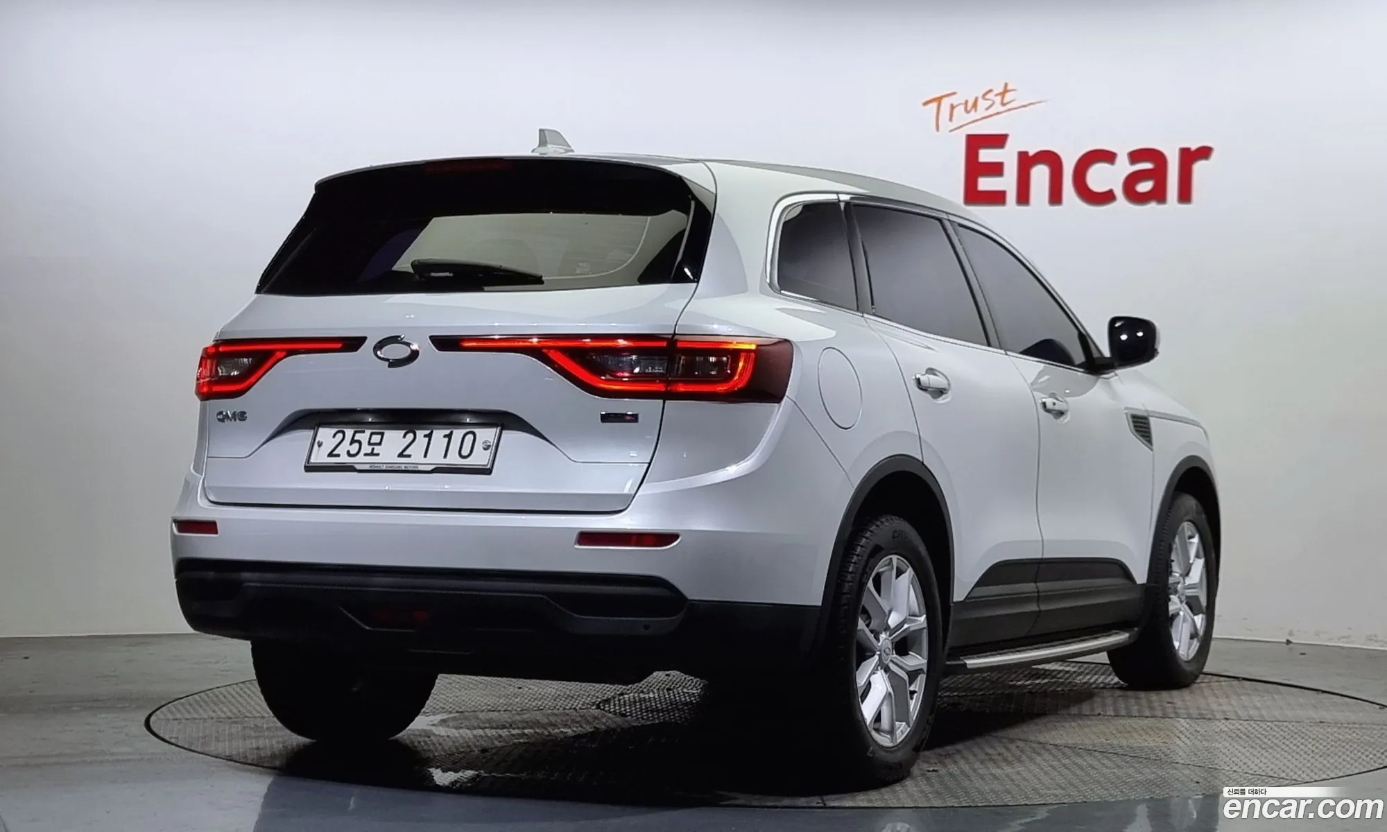 Renault Samsung Qm6 Gasoline 2Wd Le 2018 - фотография 2606691