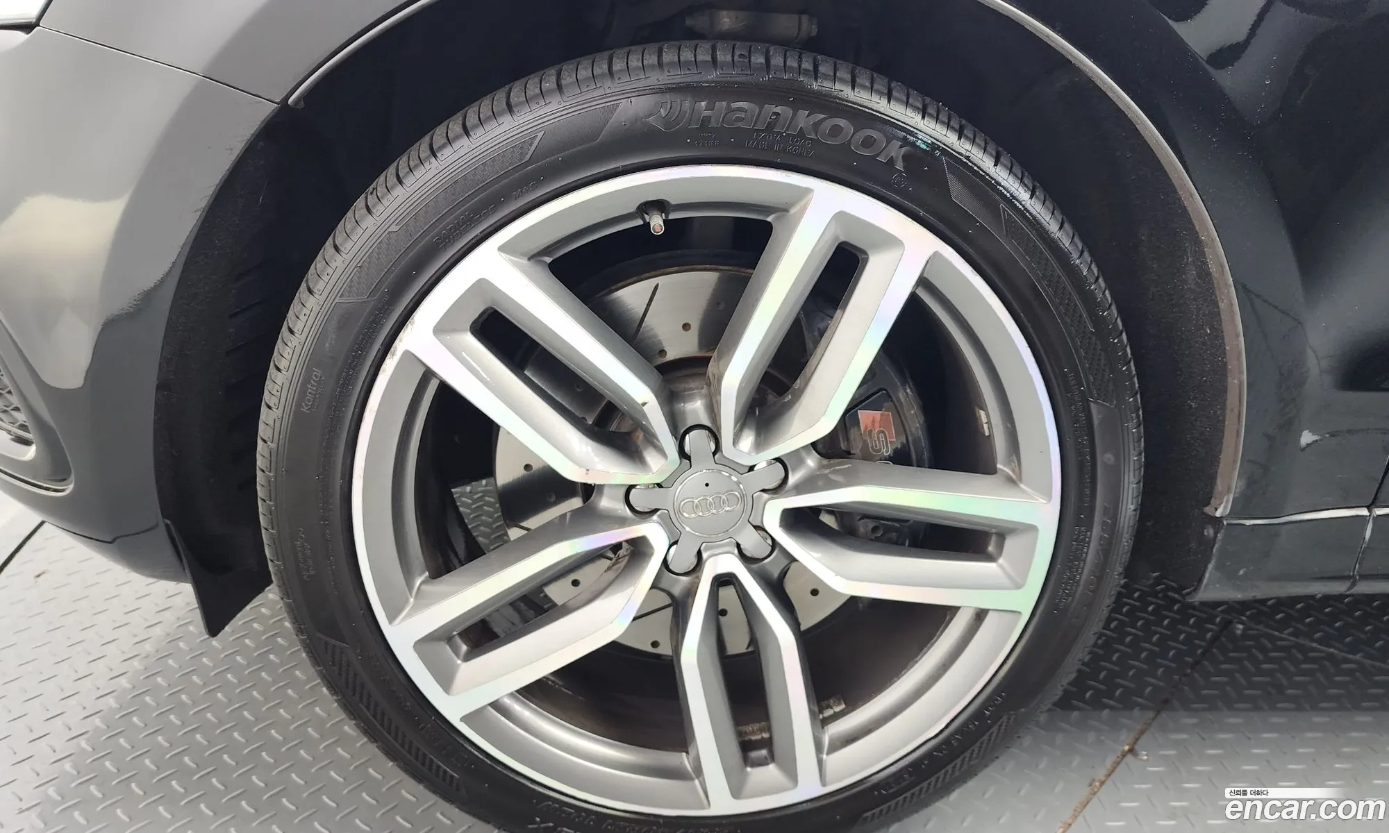 Audi Sq5 30 Tdi Quattro 2015 - фотография 8471409