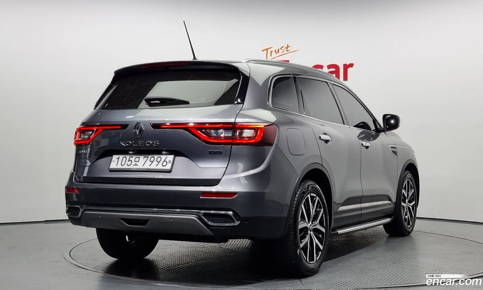 Renault Samsung Qm6 20 Lpe Re Signature 2Wd 2020 - фотография 2450290