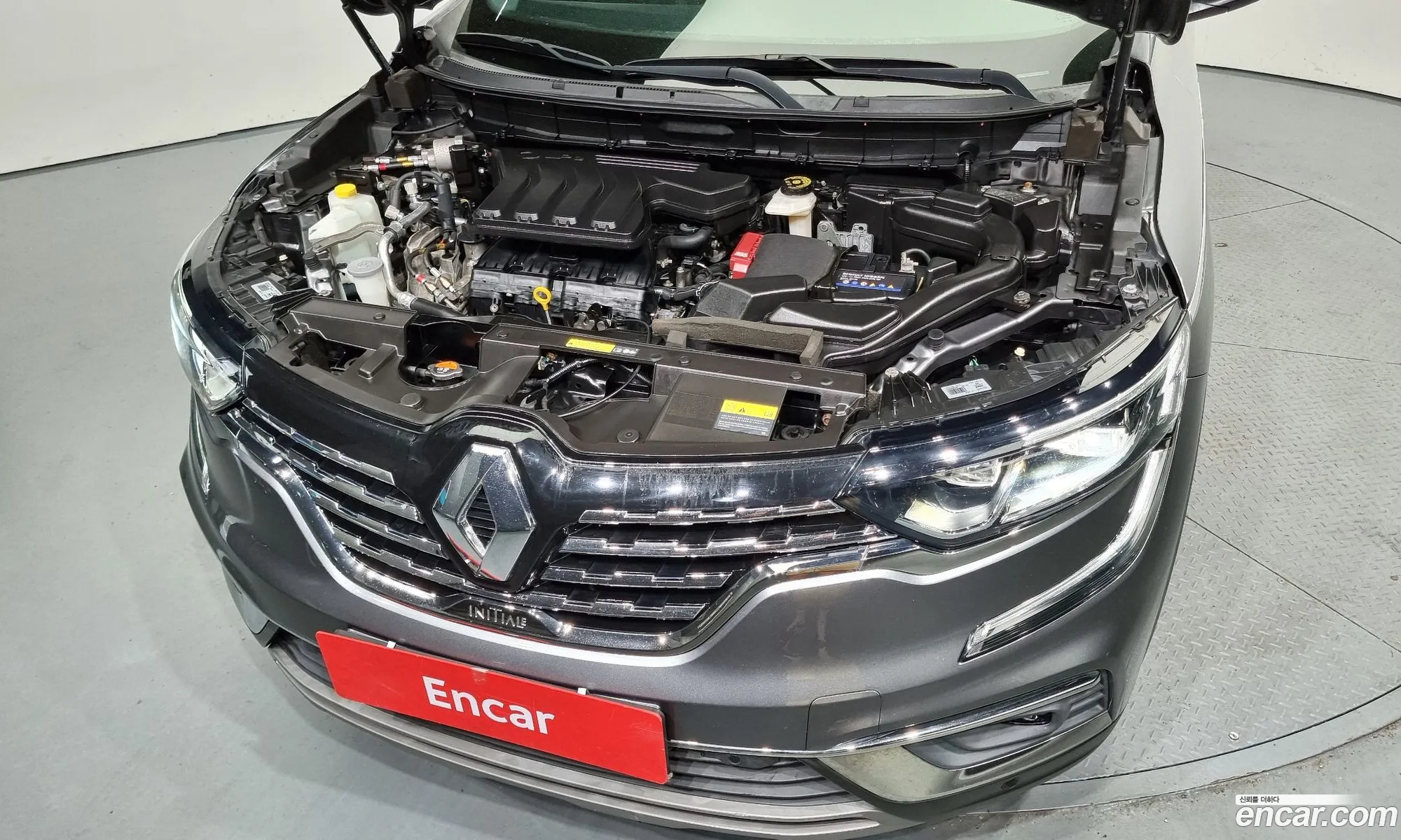 Renault Samsung Qm6 20 Lpe Re Signature 2Wd 2020 - фотография 2450294