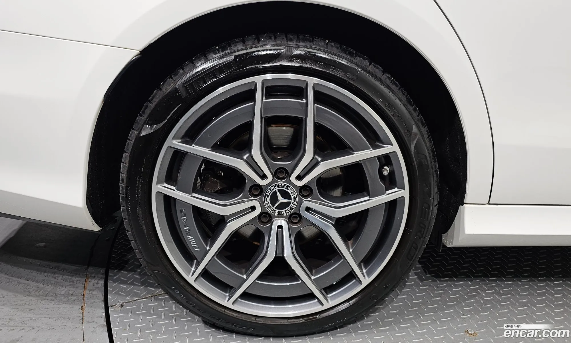 Mercedes-Benz E-Klasse V W213 S213 C238 E220D 4Matic Amg Line 2021 - фотография 18507467