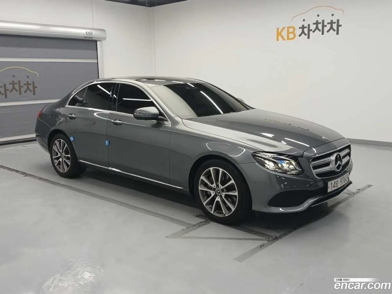 Mercedes-Benz E-Klasse V W213 S213 C238 E300 4Matic Avant Garde 2019 - фотография 18572237