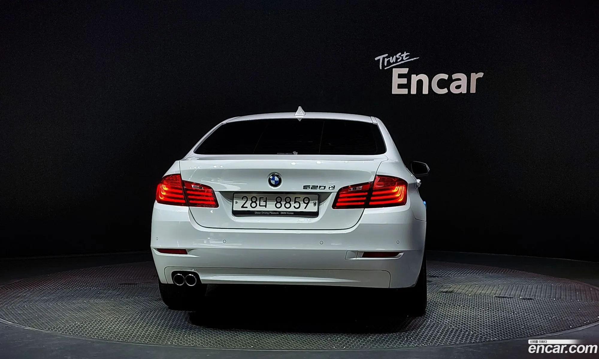 BMW 5Er Vi F10F11F07 520D 2014 - фотография 16223894