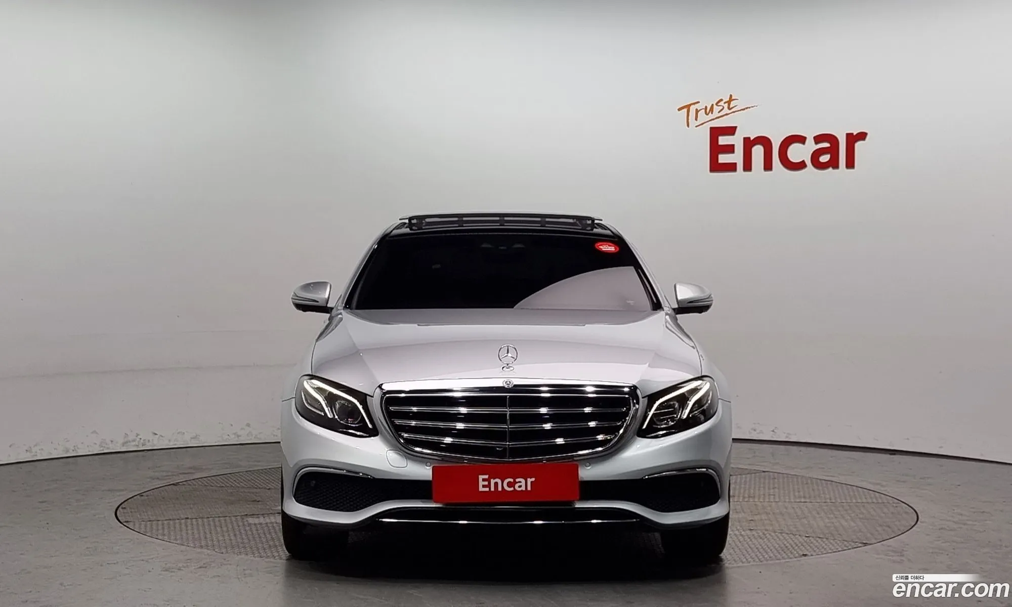Mercedes-Benz E-Klasse V W213 S213 C238 E300 Exclusive 2019 - фотография 18614851