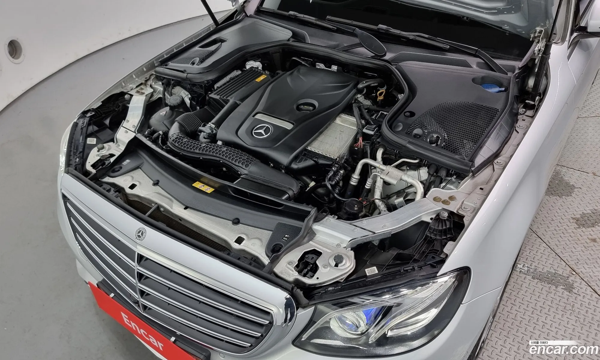 Mercedes-Benz E-Klasse V W213 S213 C238 E300 Exclusive 2019 - фотография 18614854