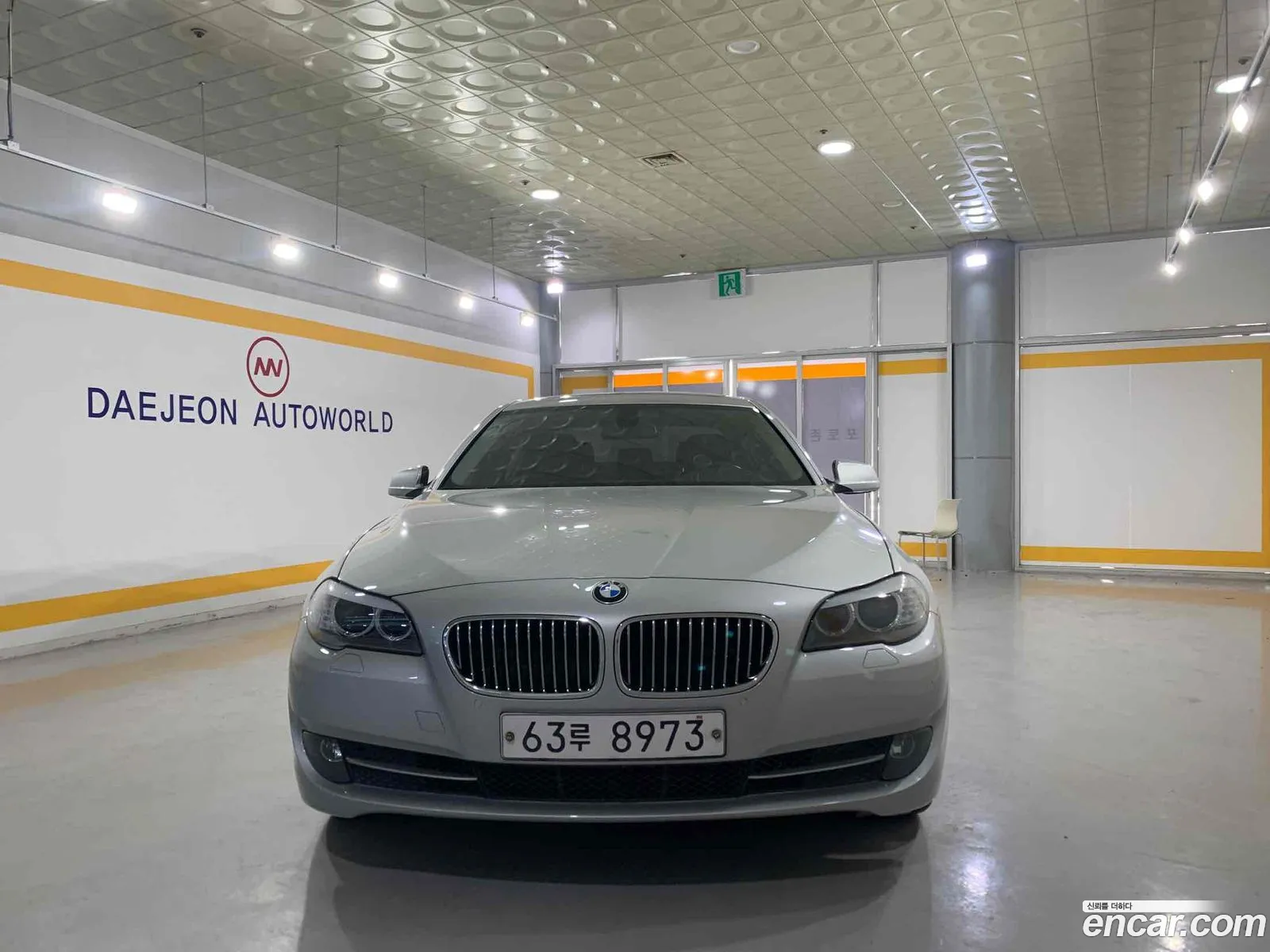 BMW 5 Series F10 520D - фотография 15698997